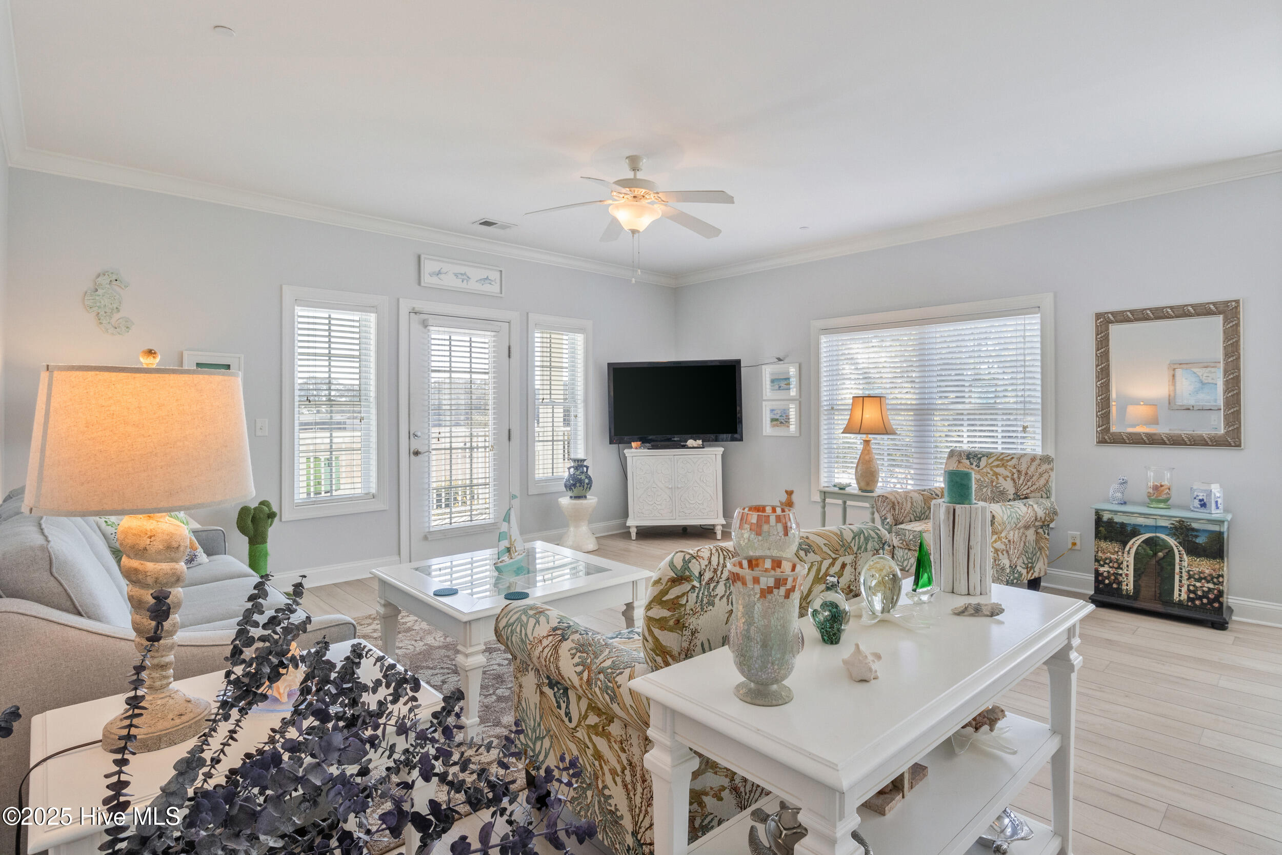 2252 Dolphin Shores Drive SW, Unit 6 Unit 6