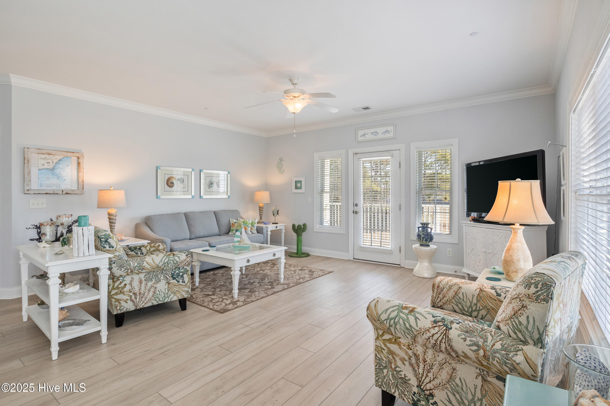 2252 Dolphin Shores Drive SW, Unit 6 Unit 6