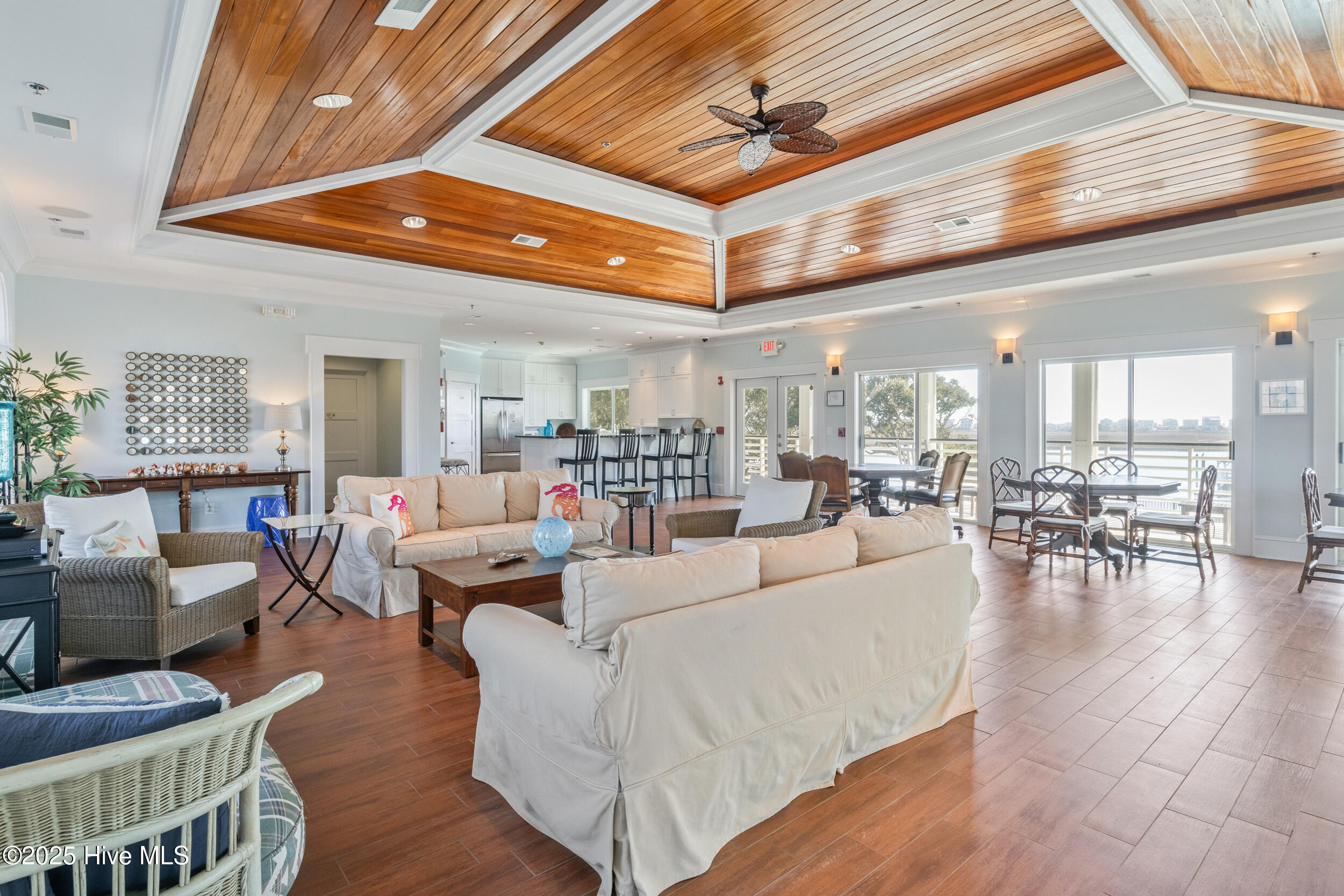 2252 Dolphin Shores Drive SW, Unit 6 Unit 6