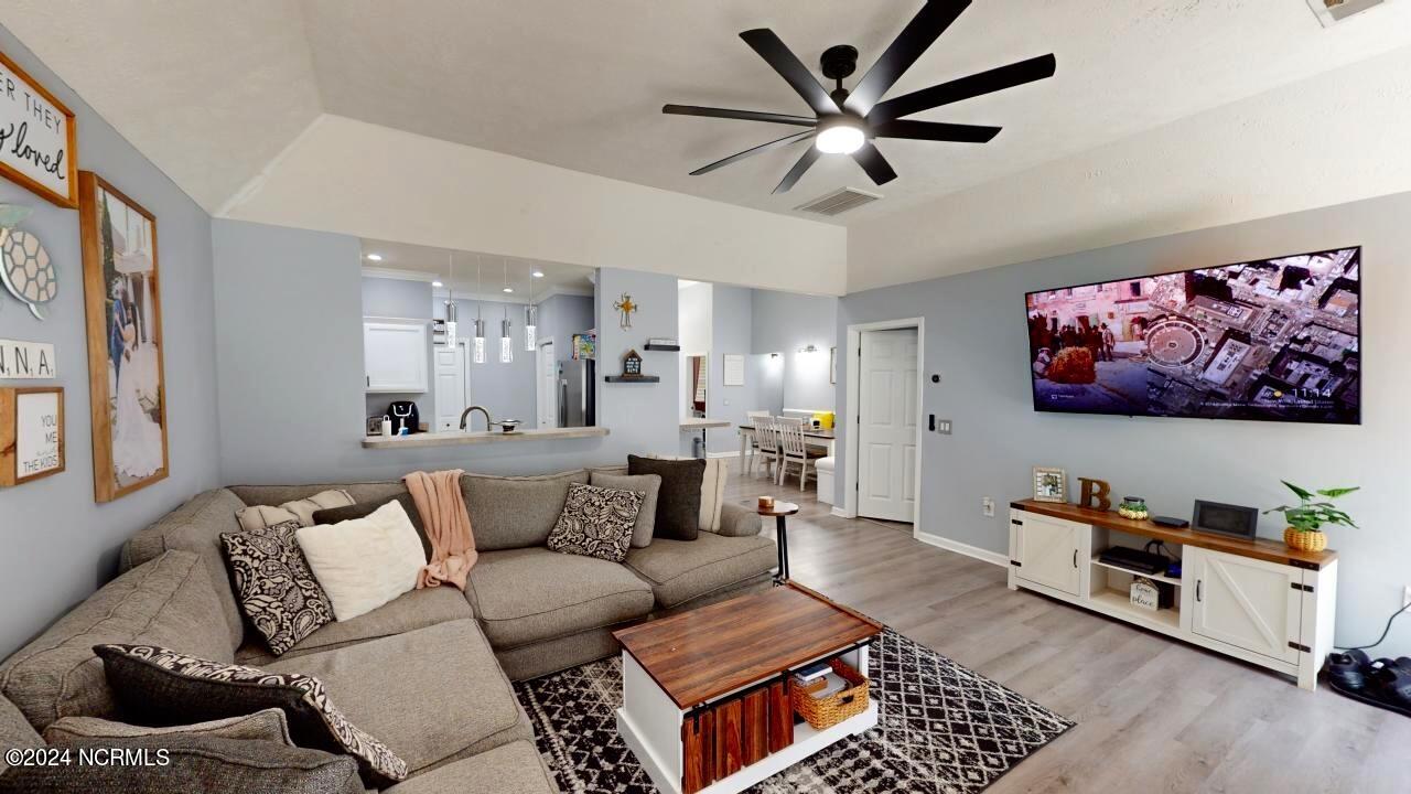 3169 Pine Hill Drive SW