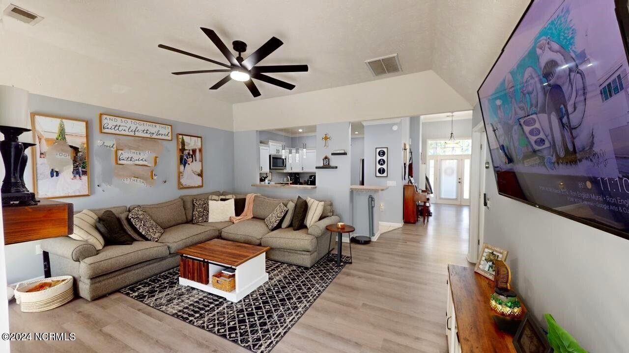3169 Pine Hill Drive SW
