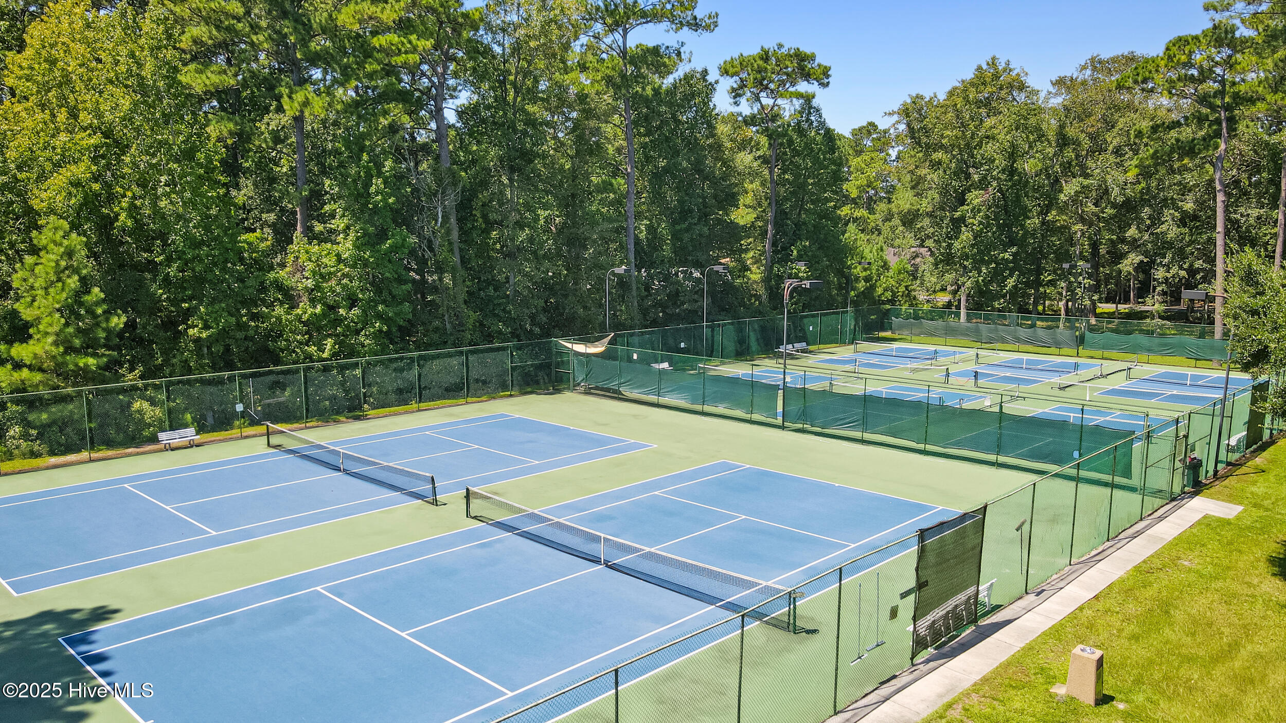 5 Yellow Jacket Court