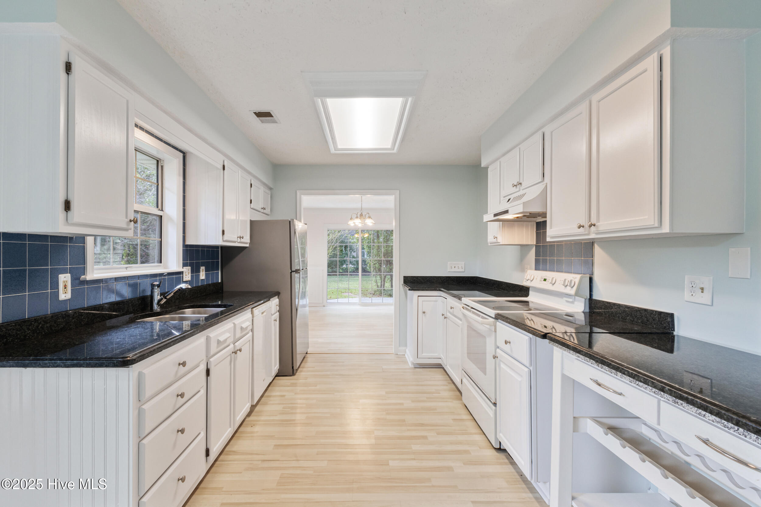 9 Court 3 Northwest Drive NW