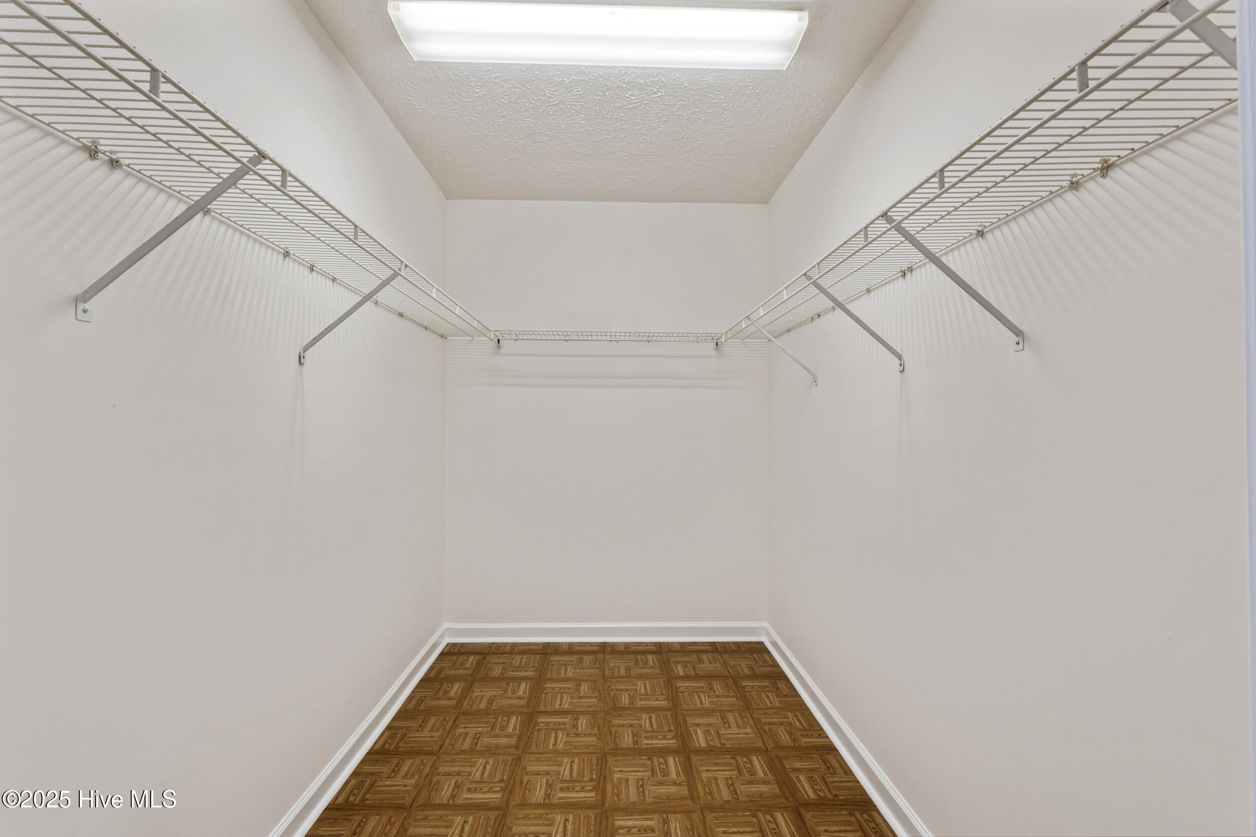 9 Court 3 Northwest Drive NW