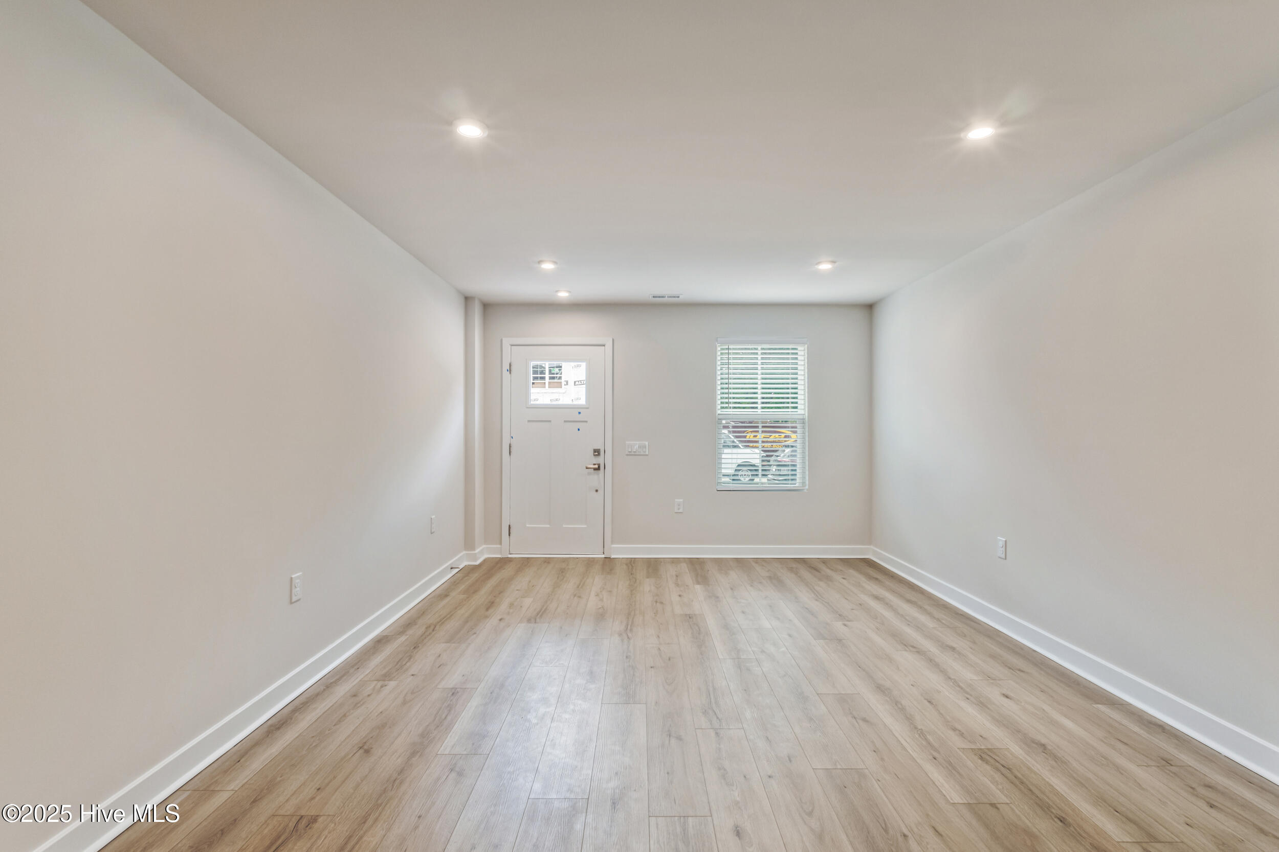 2084 Parrow Lane NW, E E