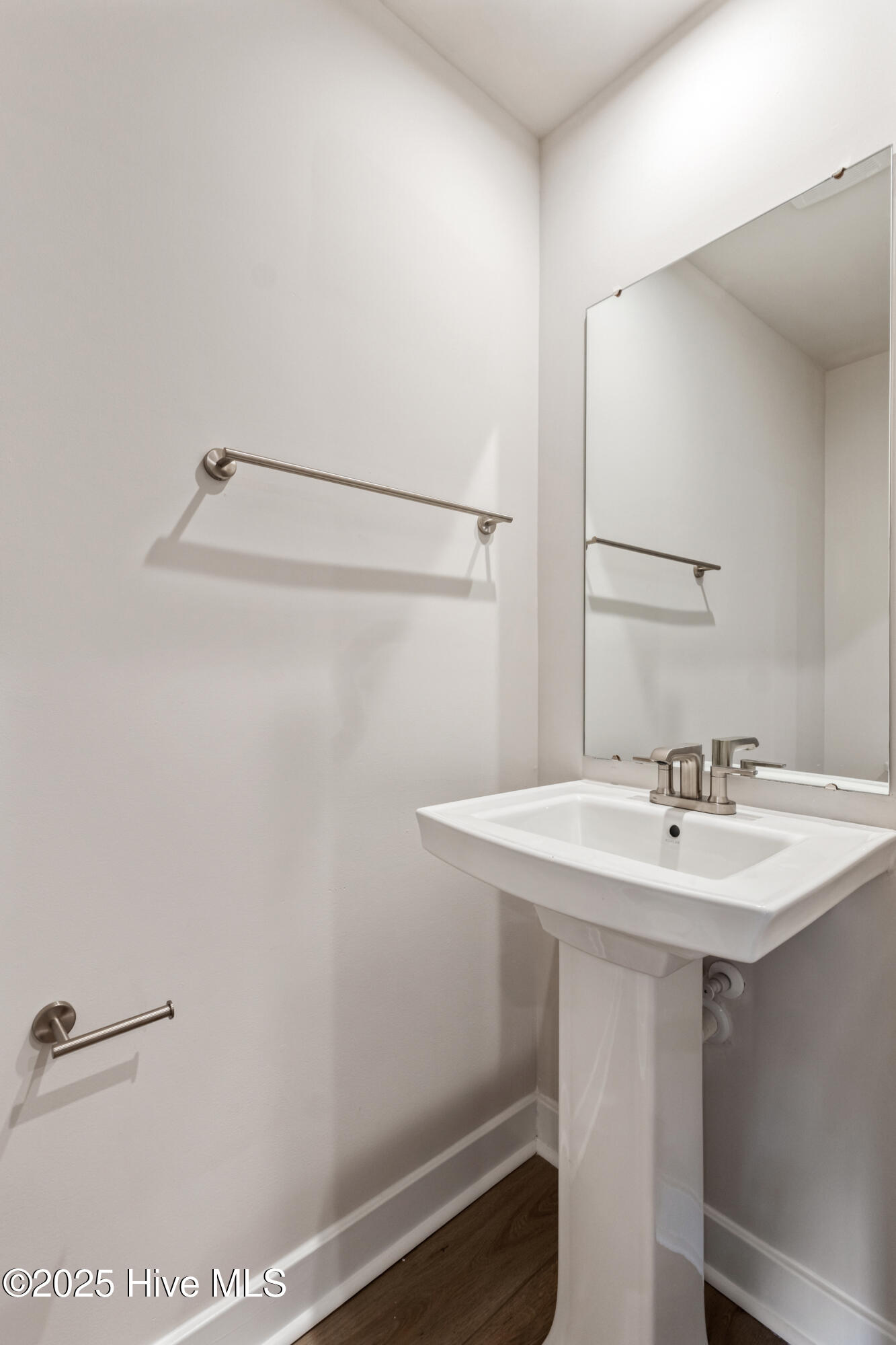 2084 Parrow Lane NW, E E