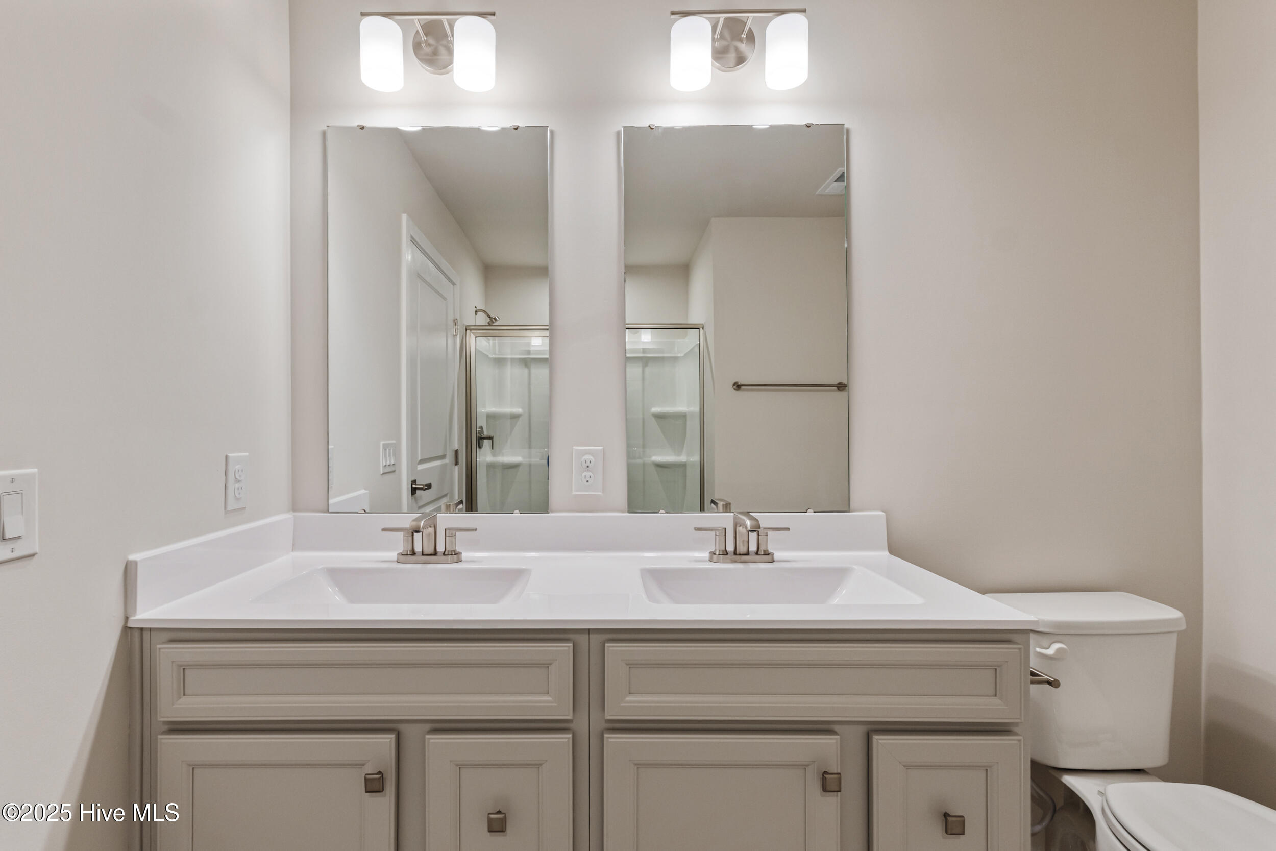 2084 Parrow Lane NW, E E