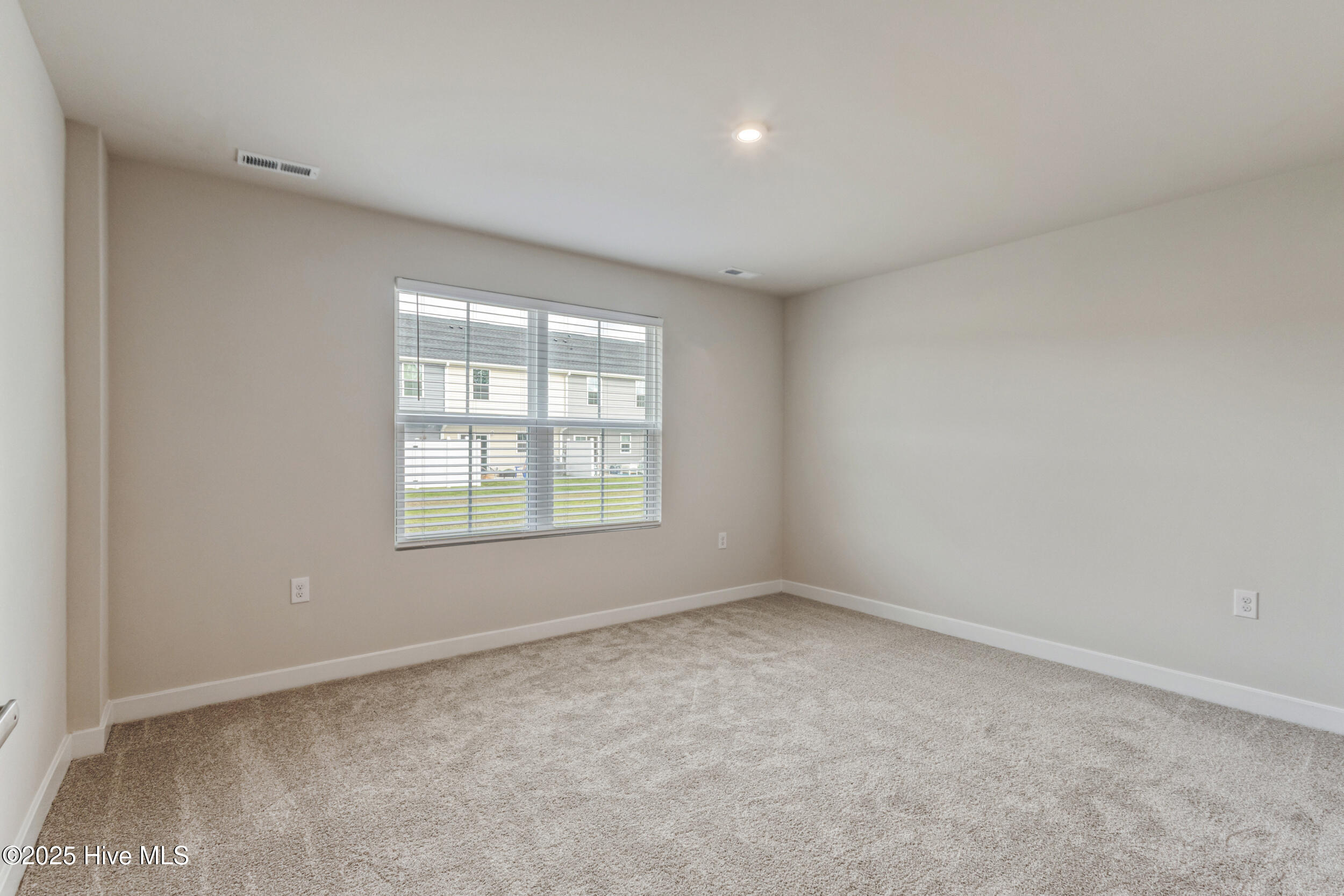 2084 Parrow Lane NW, E E