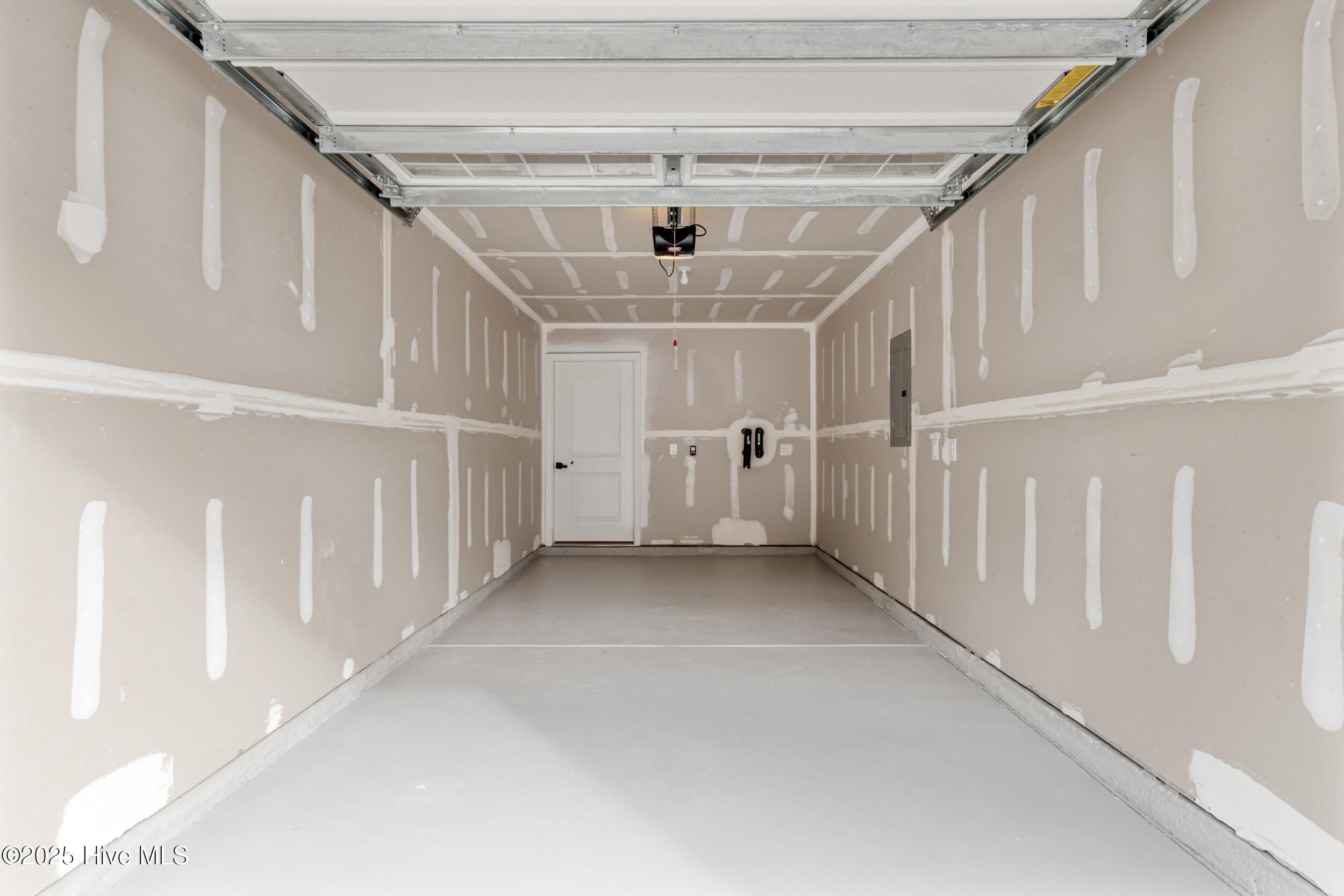 2084 Parrow Lane NW, E E