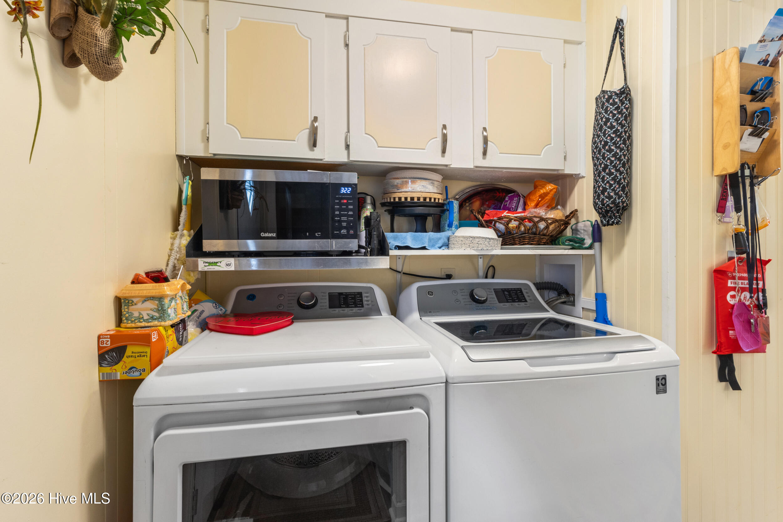 9243 Bonaparte Drive SW