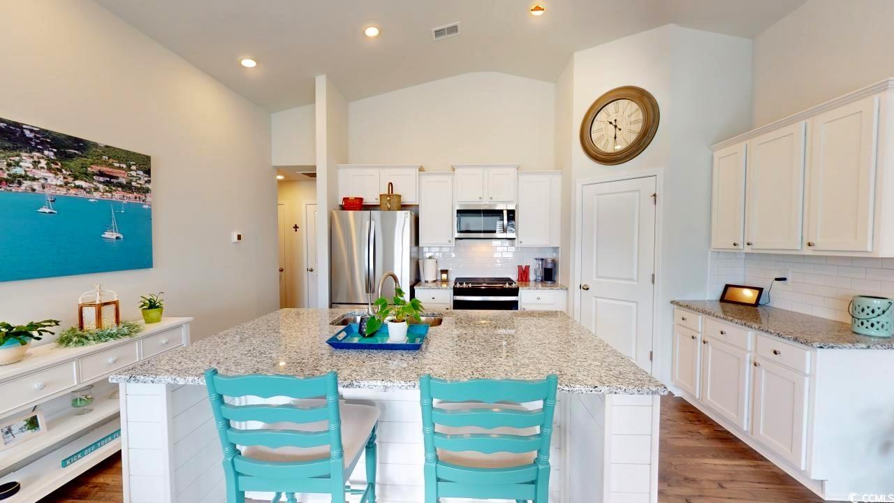 1439 Jardine Loop