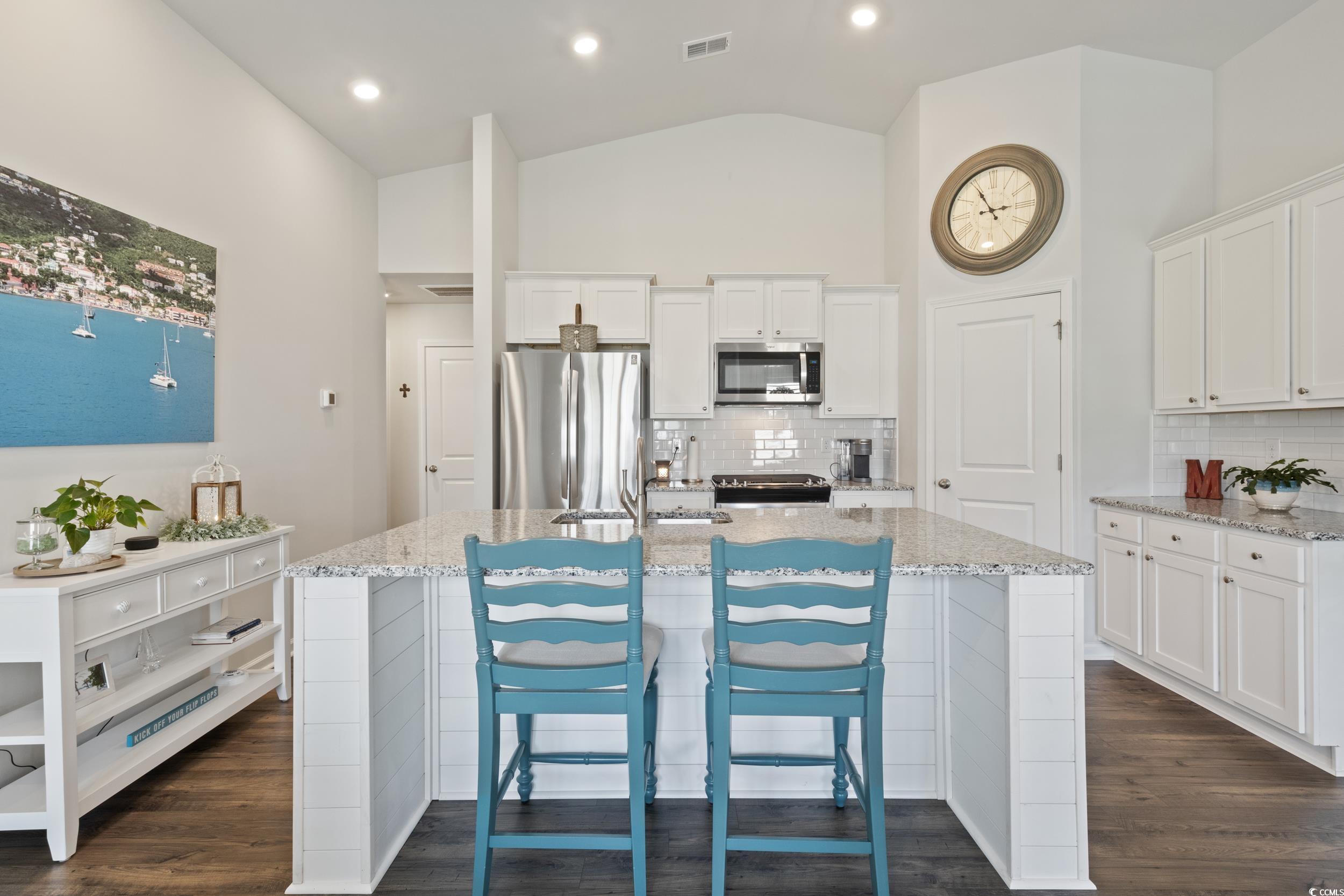 1439 Jardine Loop