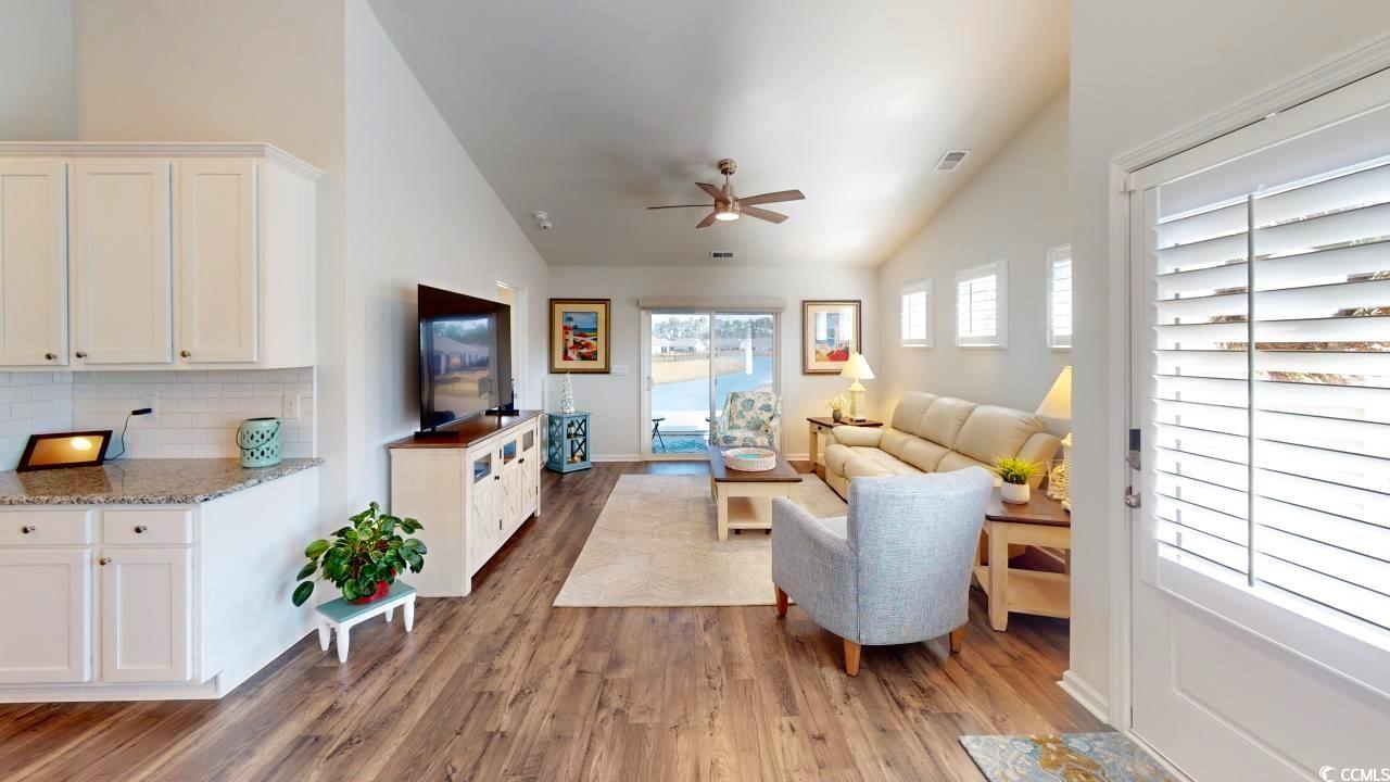 1439 Jardine Loop