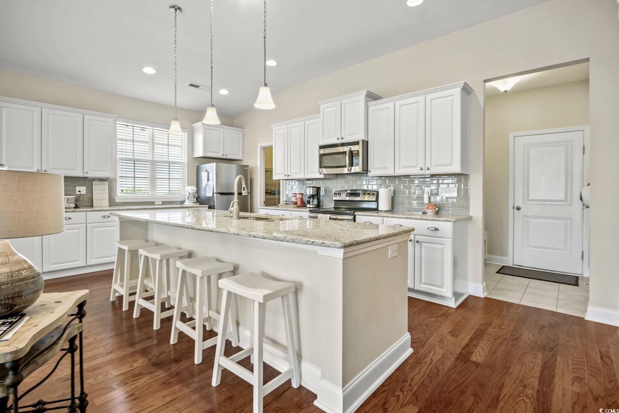 786 Callant Dr.