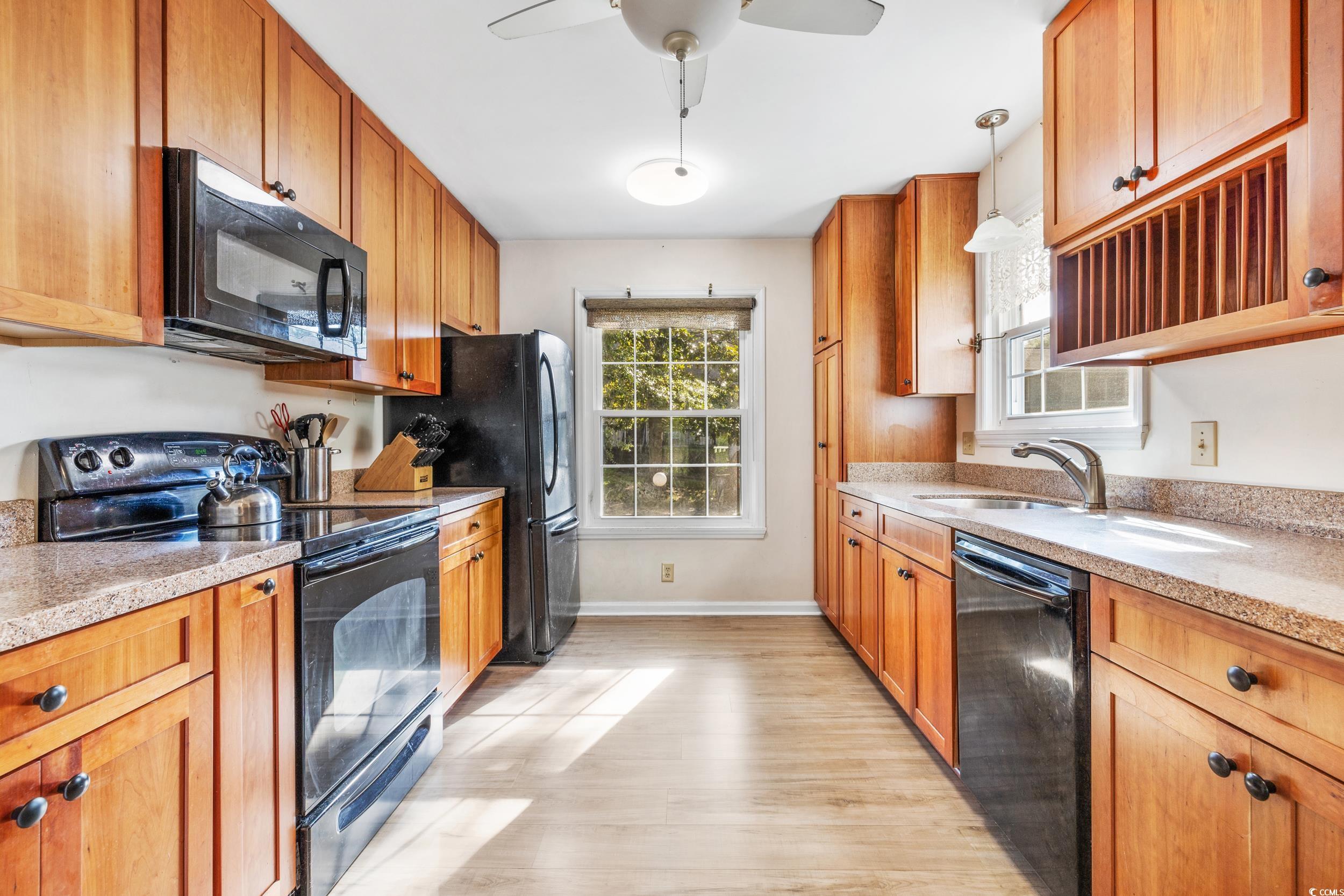 2132 Brunswick Circle