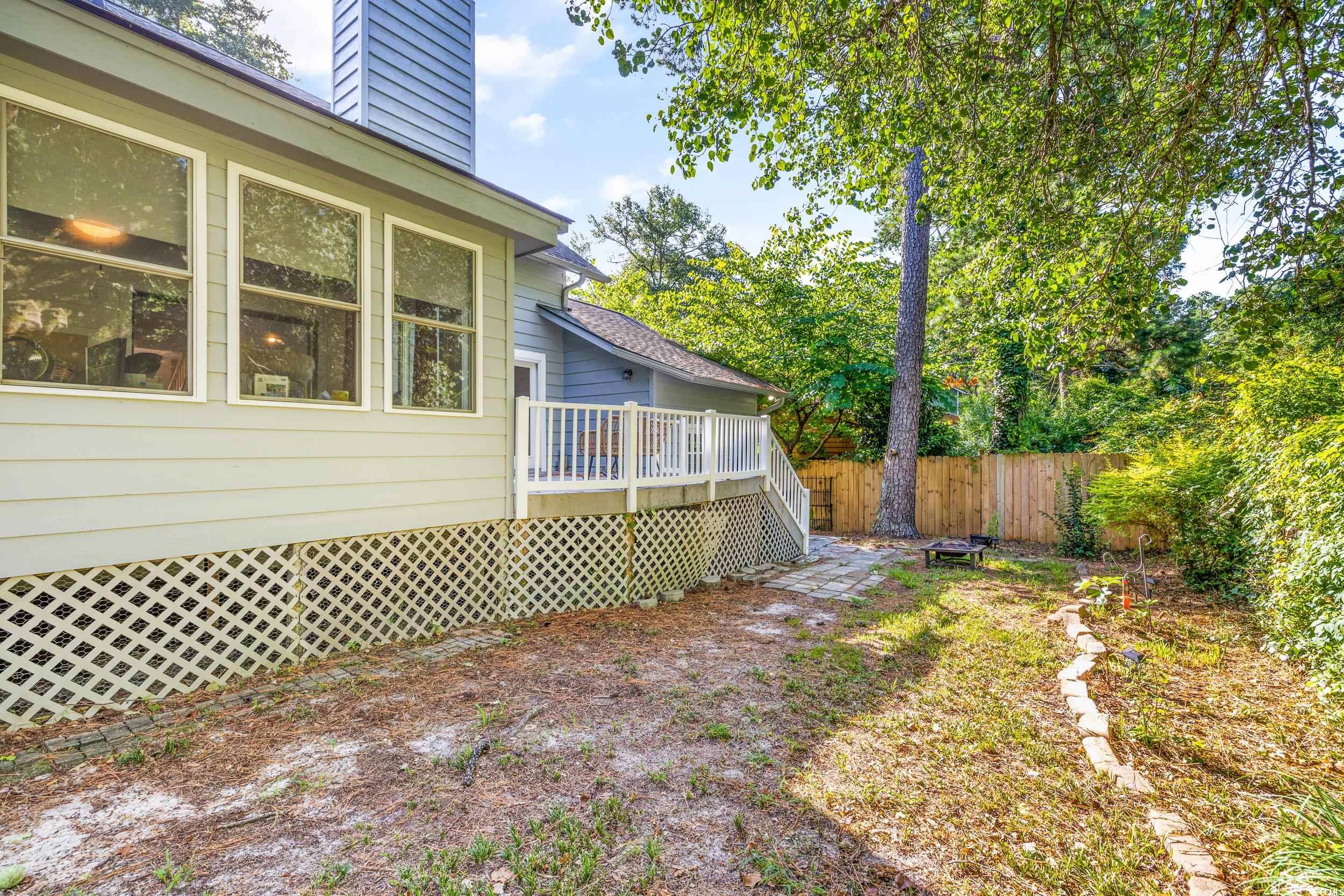 2132 Brunswick Circle