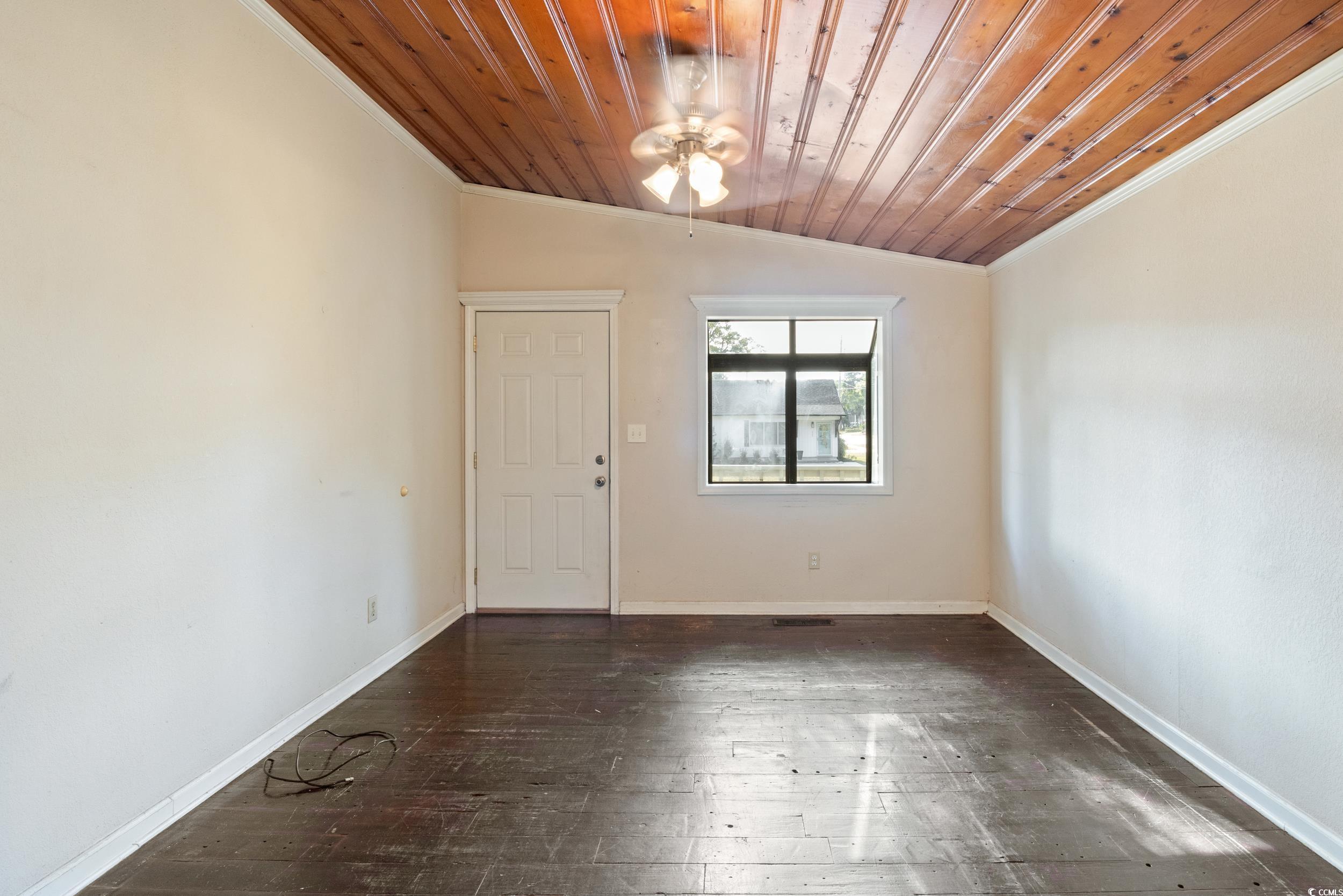 111 N Hollywood Dr. Unit: Unit A