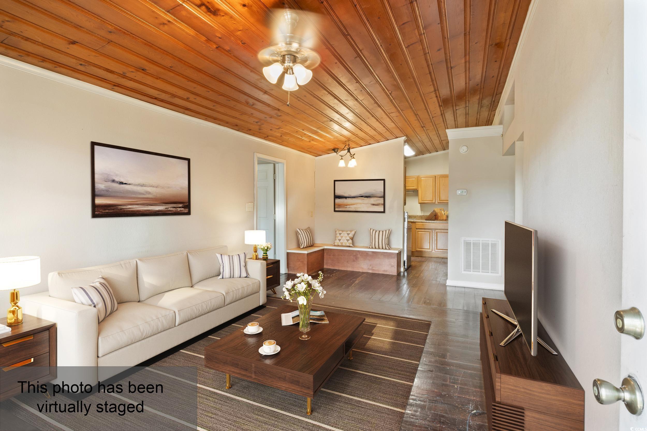 111 N Hollywood Dr. Unit: Unit A