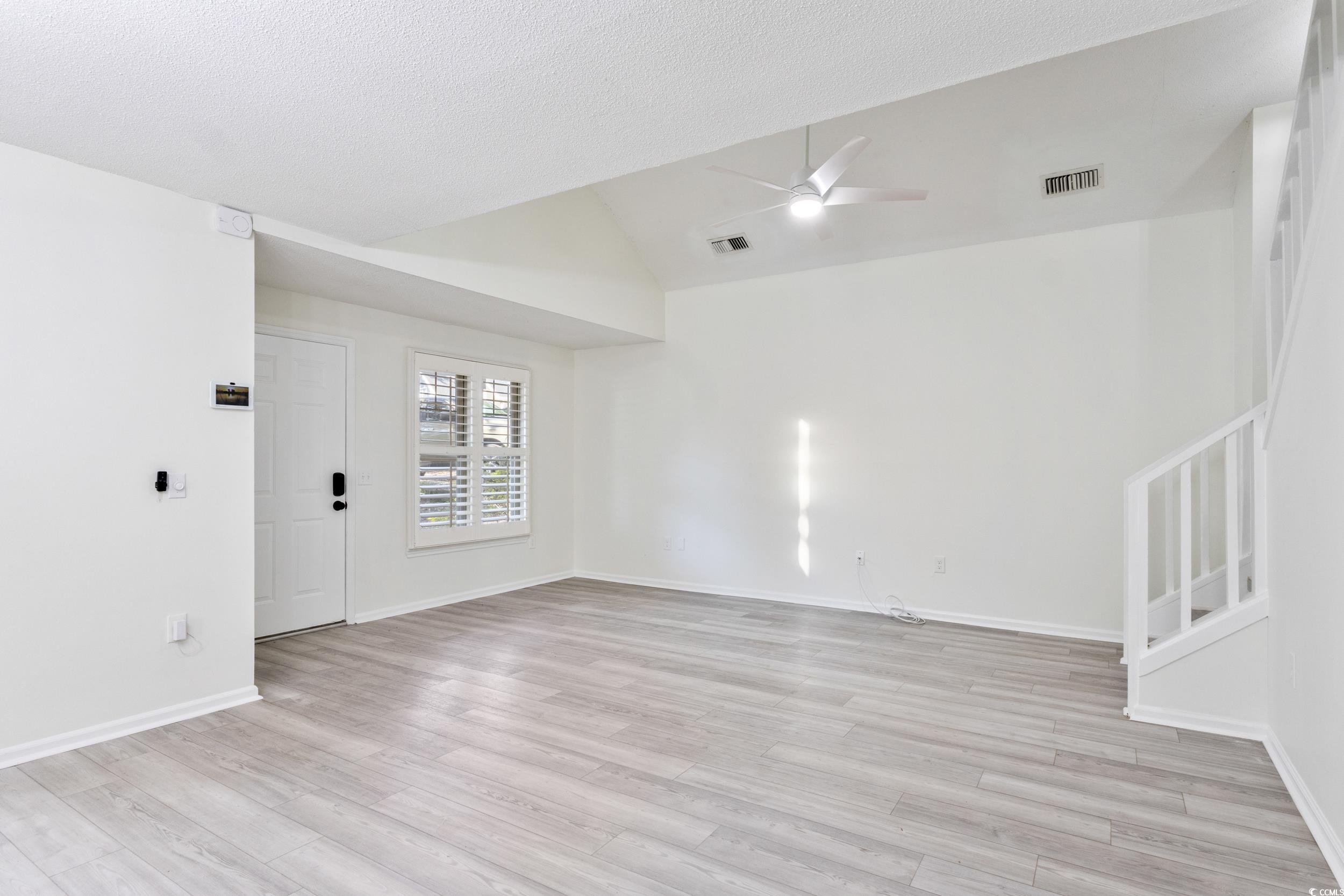 2112 Brunswick Circle