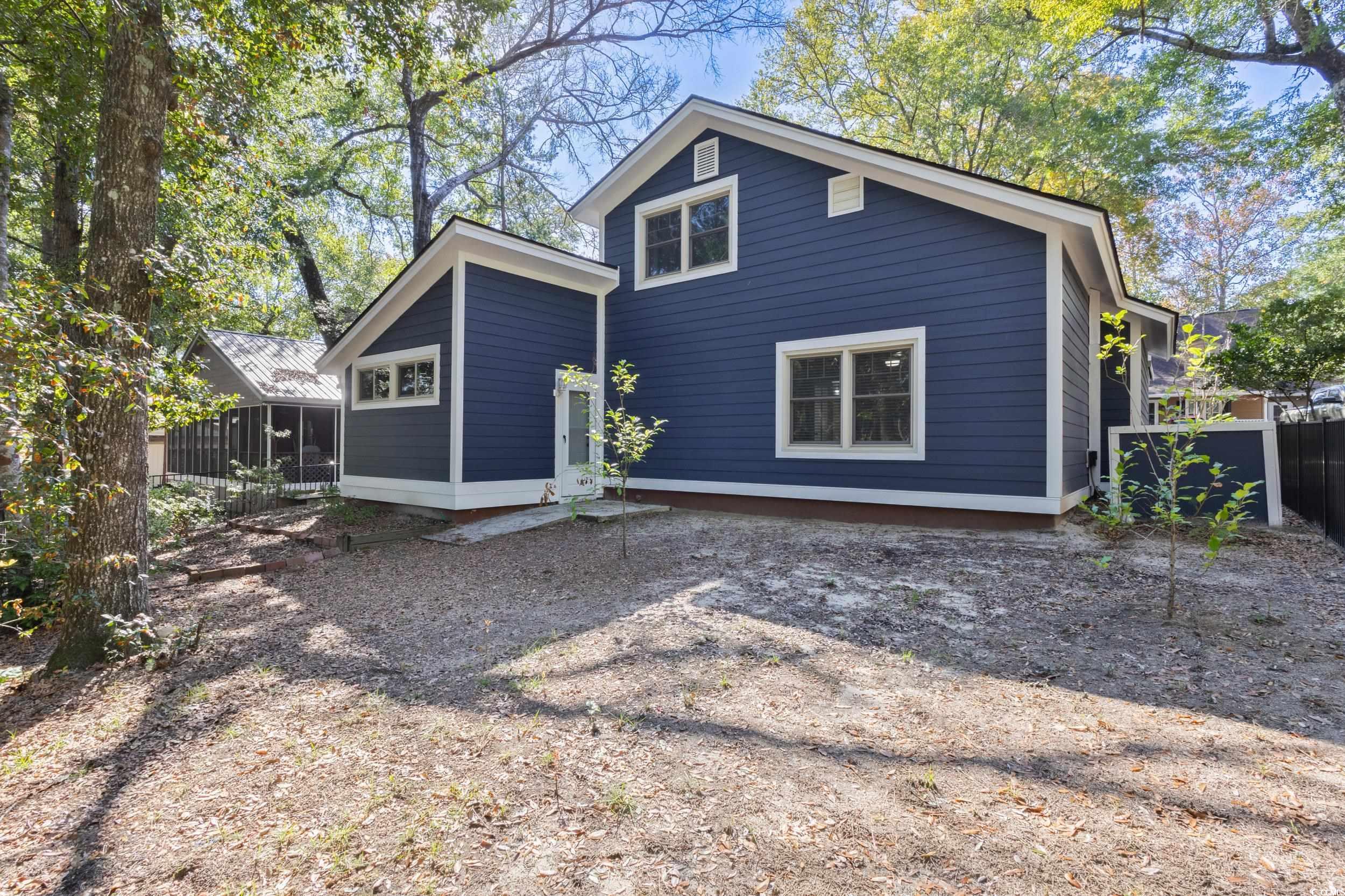 2112 Brunswick Circle