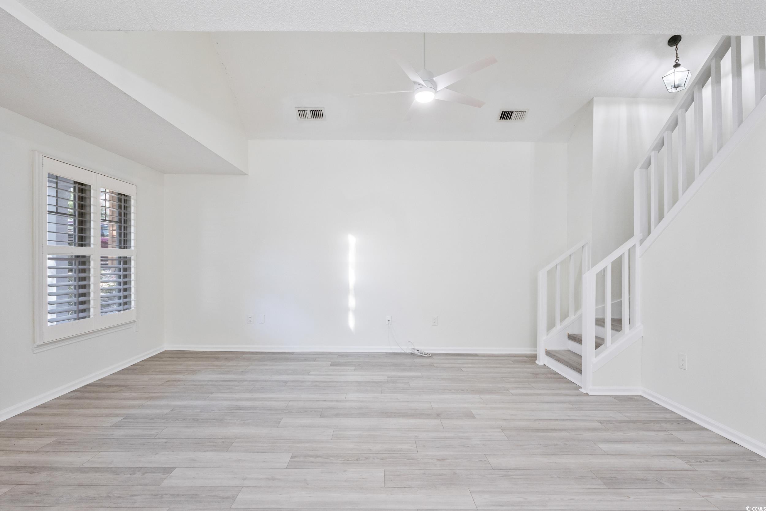 2112 Brunswick Circle