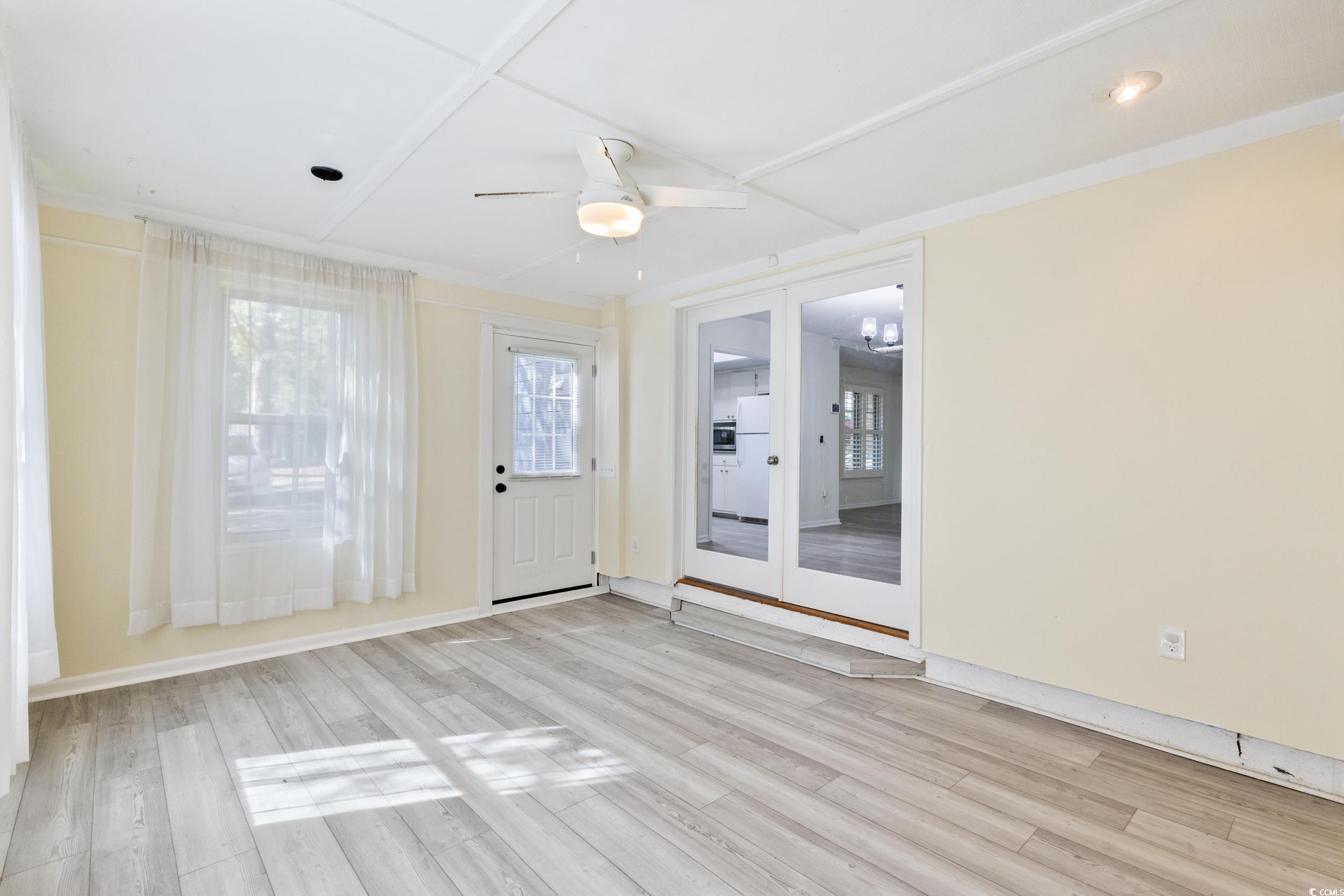 2112 Brunswick Circle