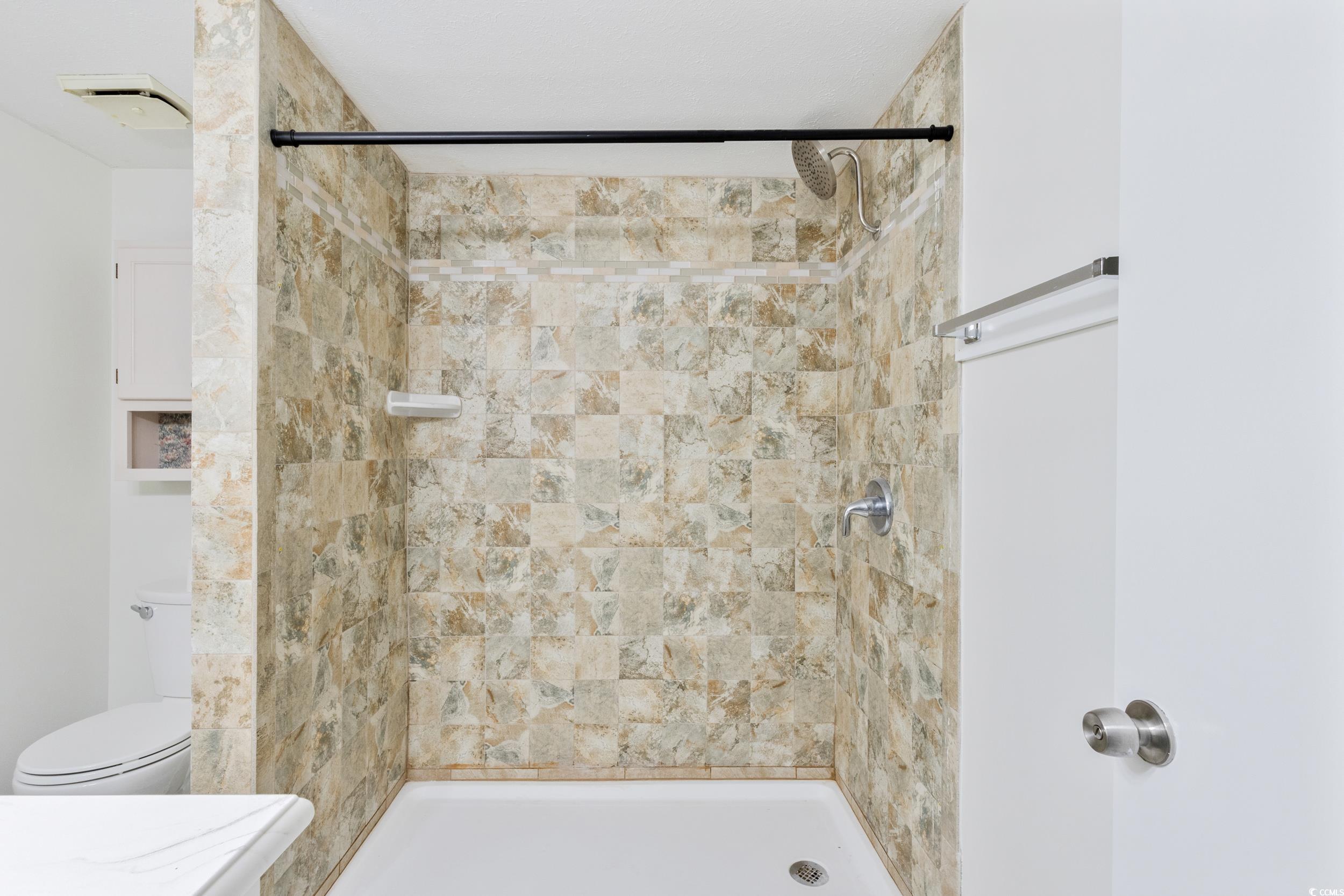 2112 Brunswick Circle