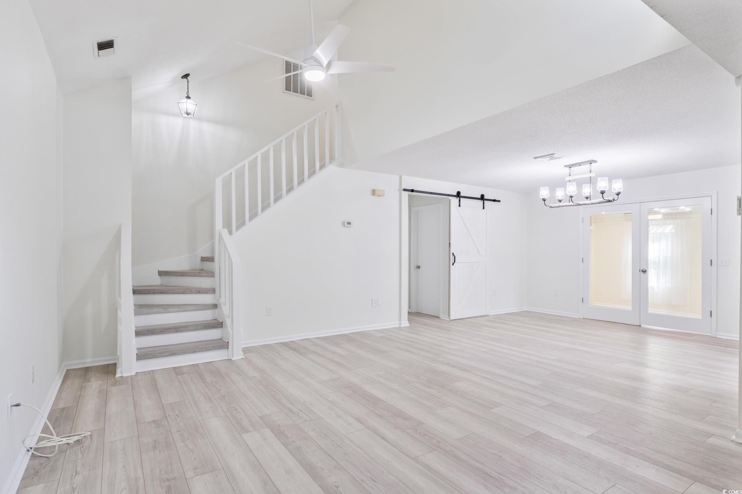 2112 Brunswick Circle