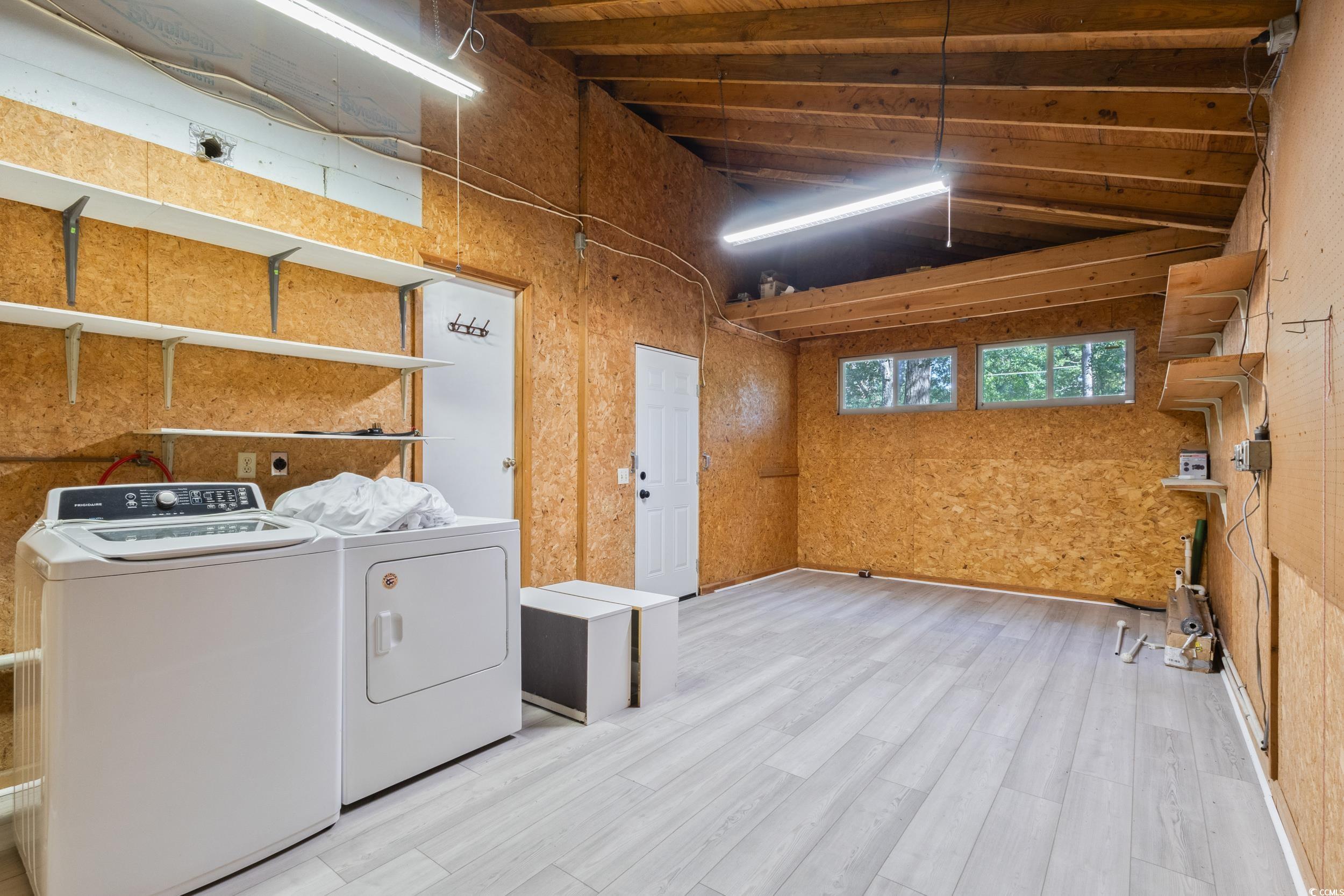 2112 Brunswick Circle