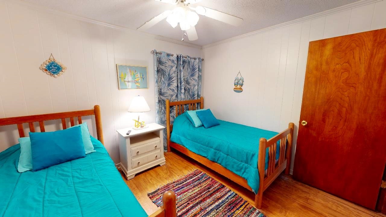 9660 Shore Dr.