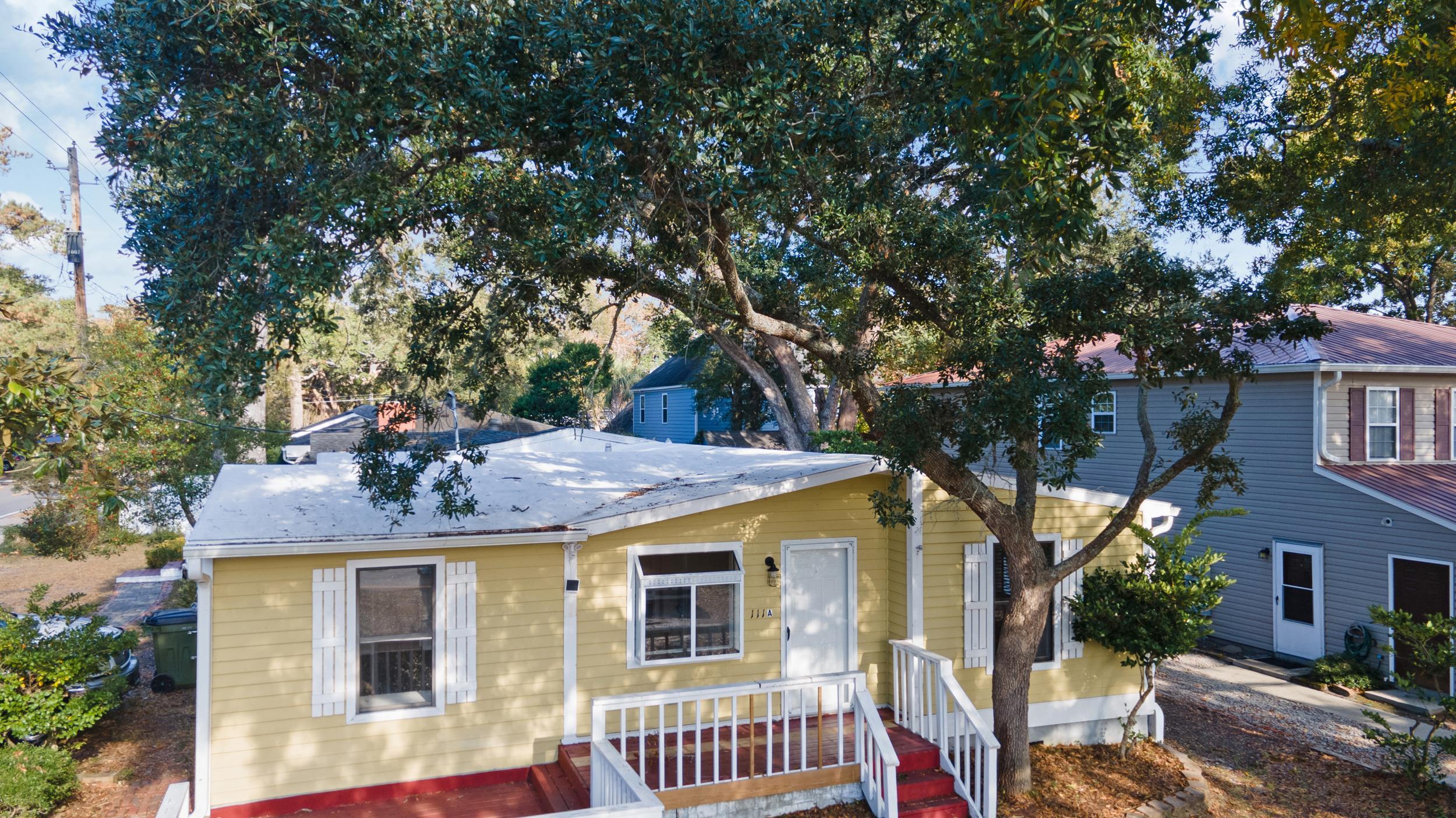 111 N Hollywood Dr. Unit: Unit B