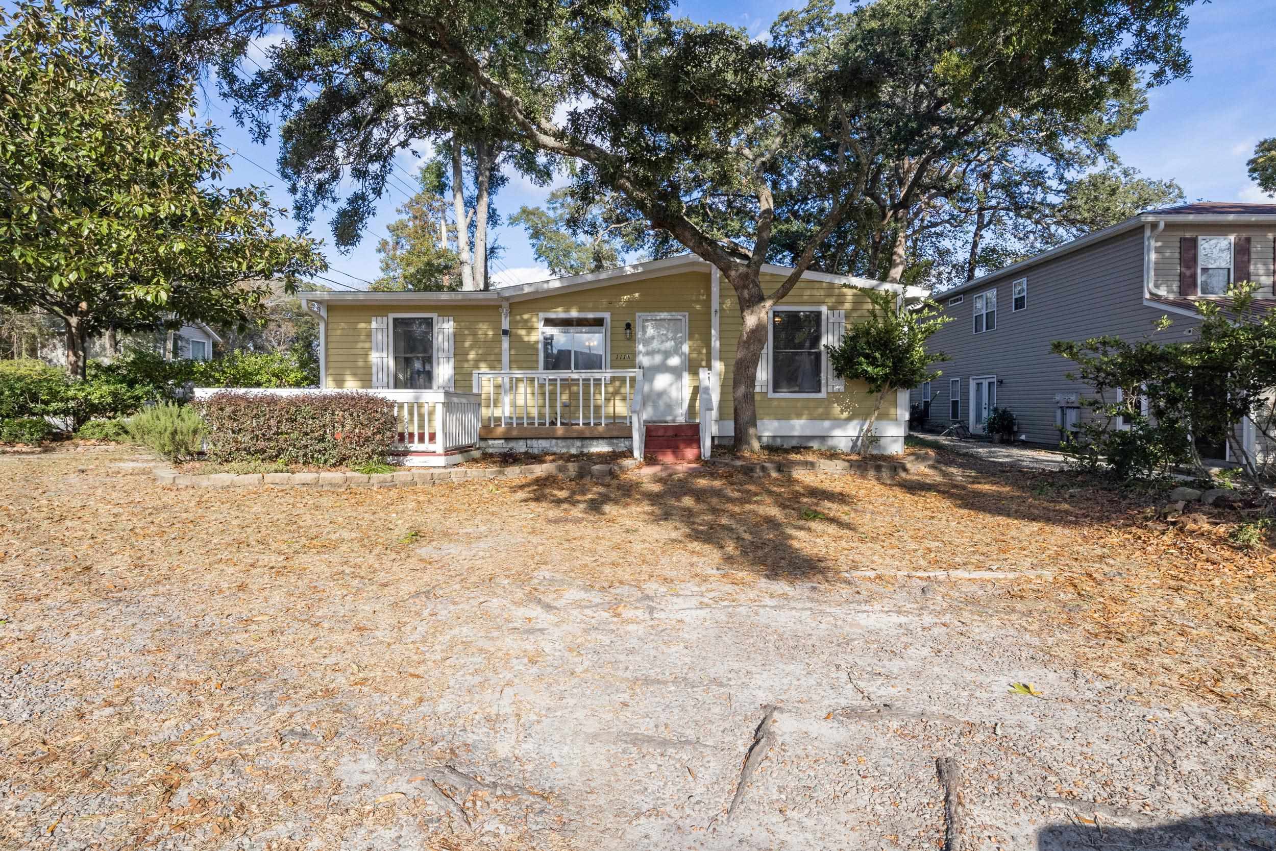 111 N Hollywood Dr. Unit: Unit B