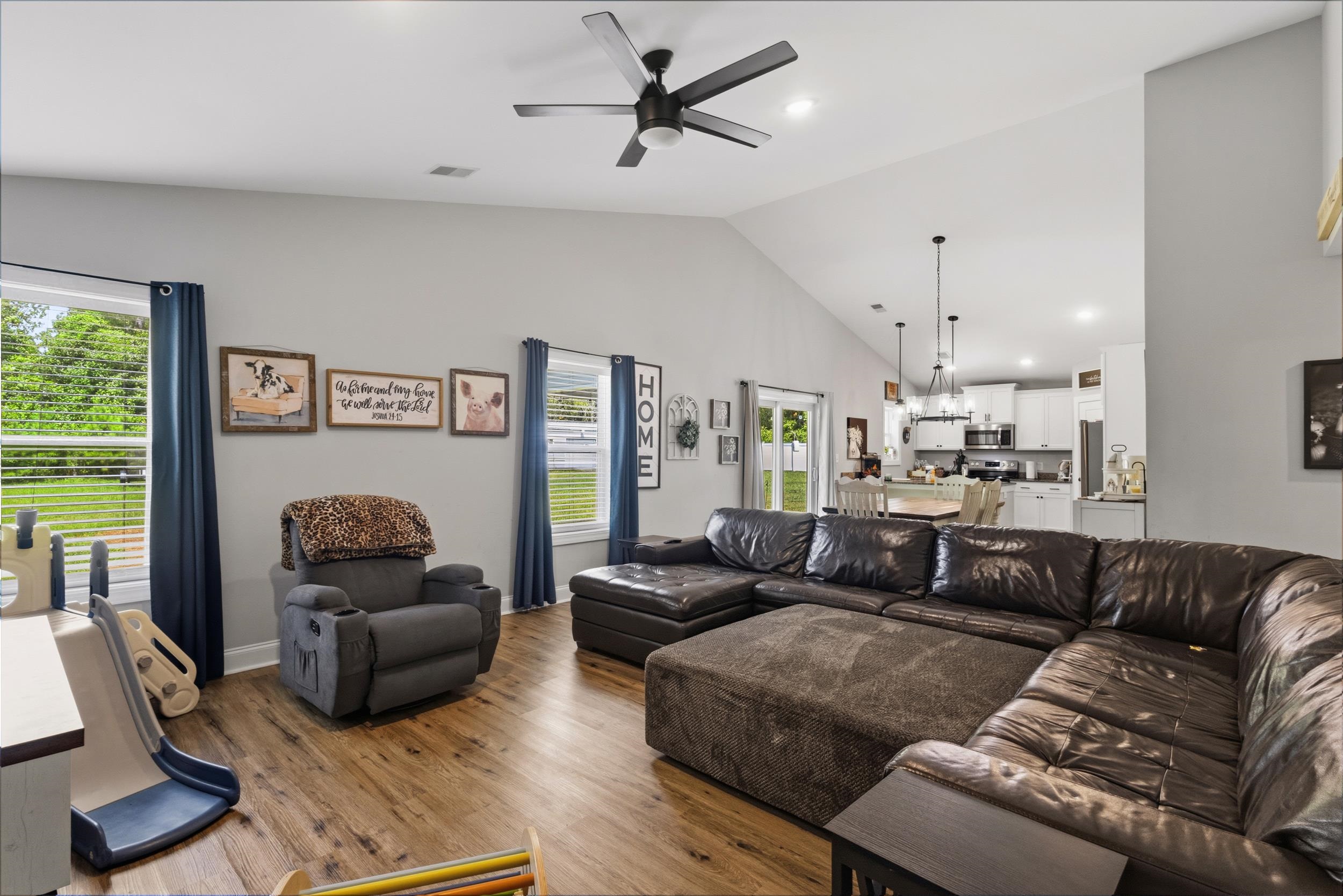 3911 Lake Dr.