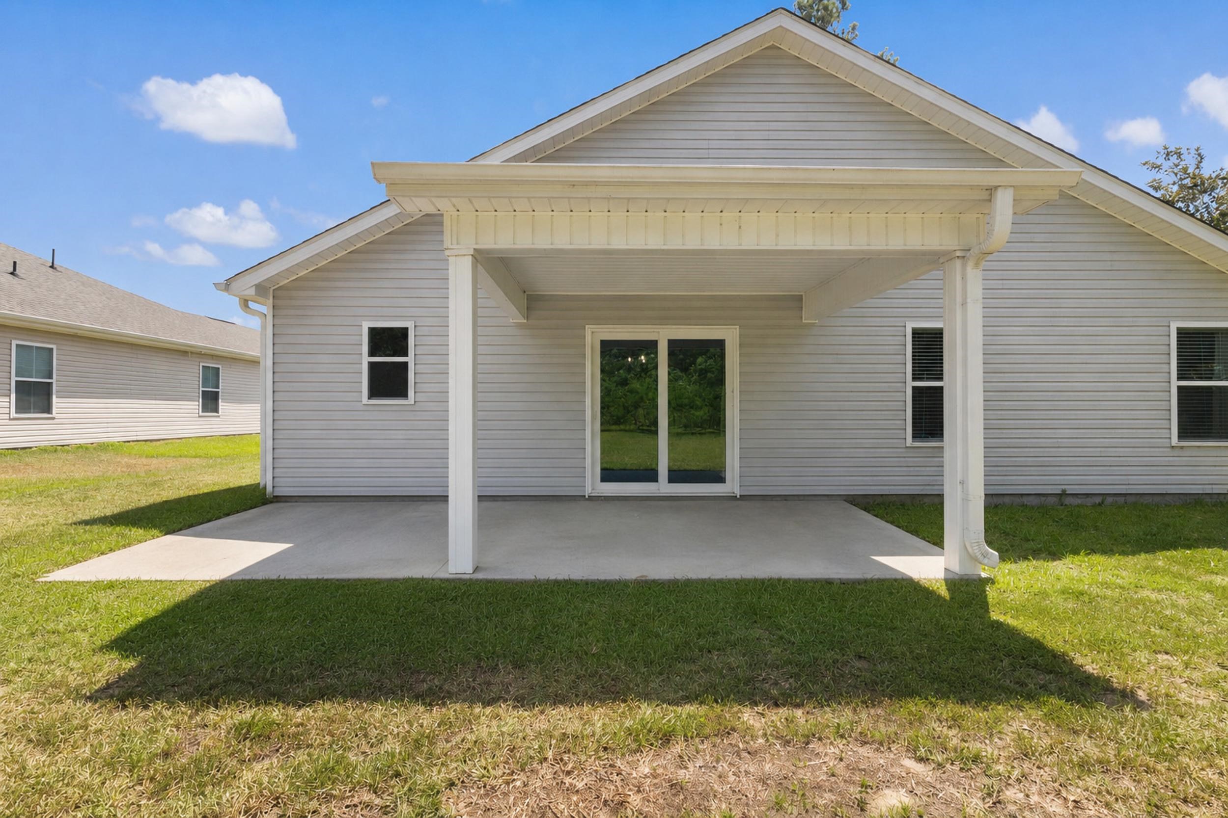 3911 Lake Dr.