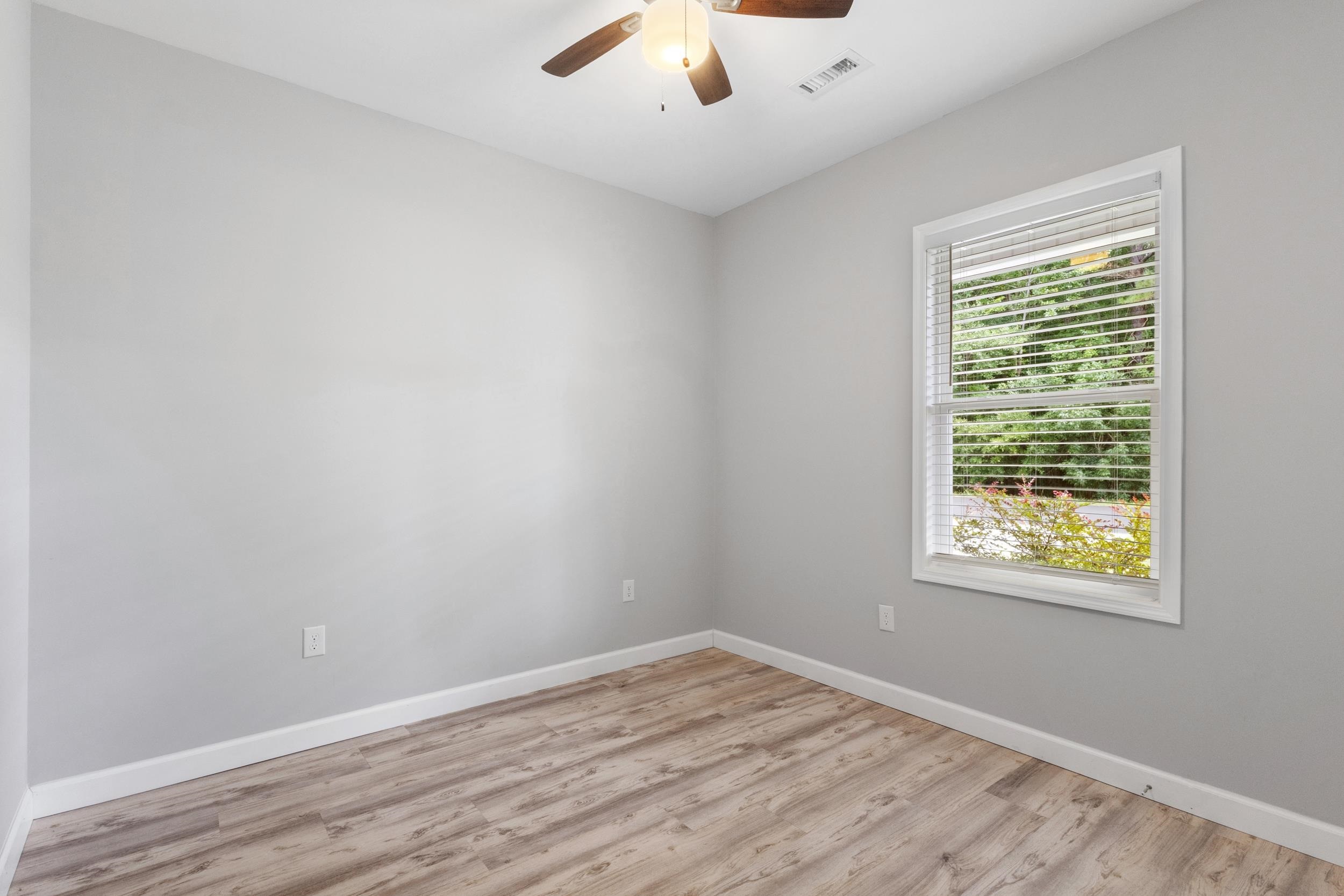 2180 Seaford Dr.