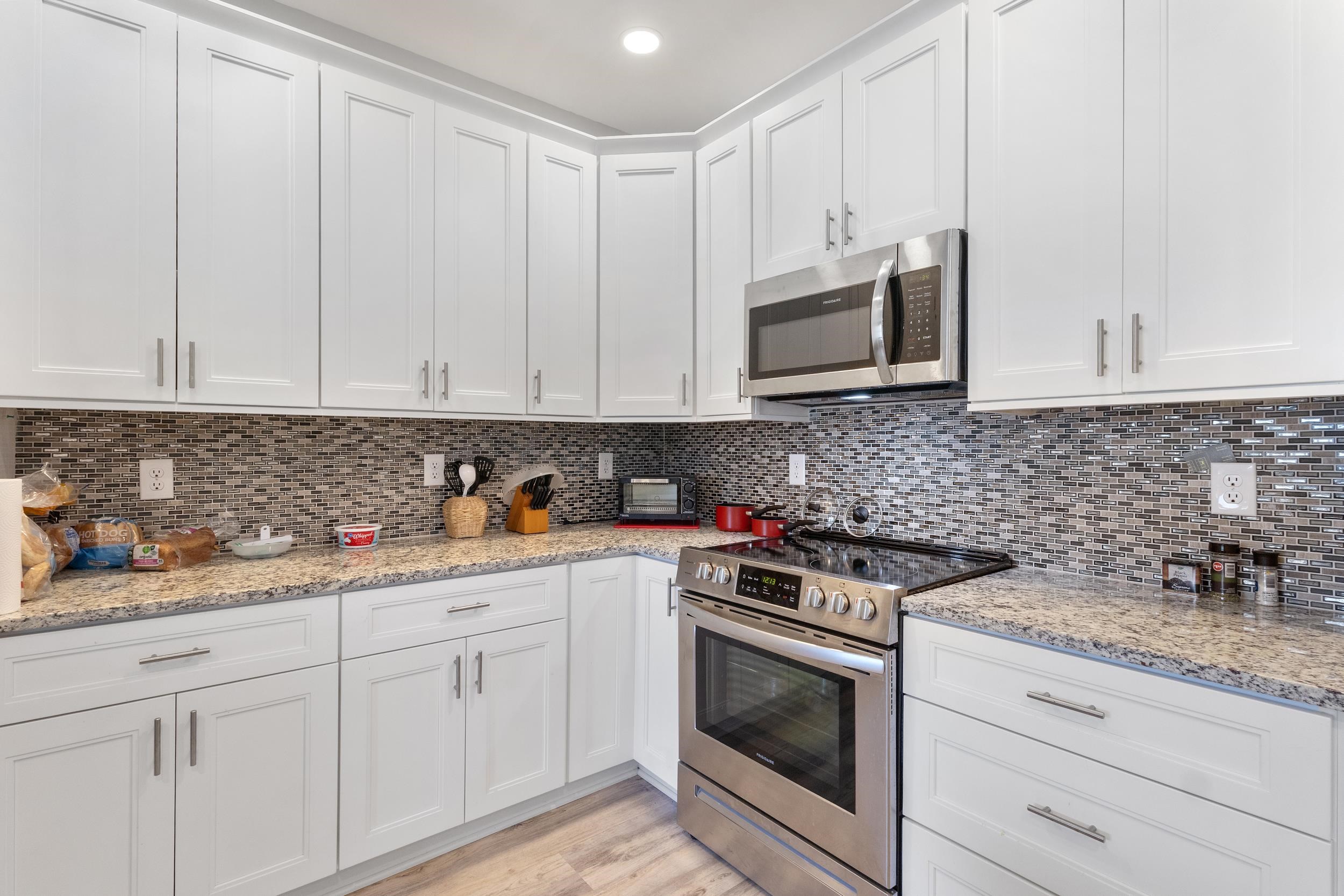 2180 Seaford Dr.