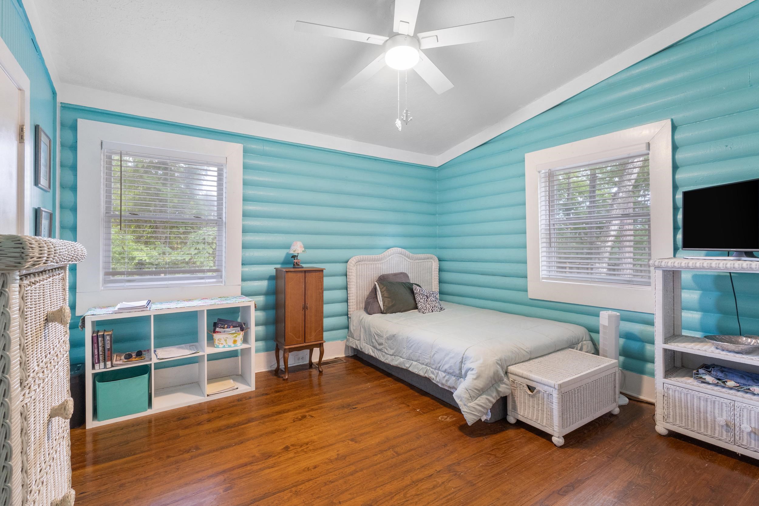 2220 Franklin Circle
