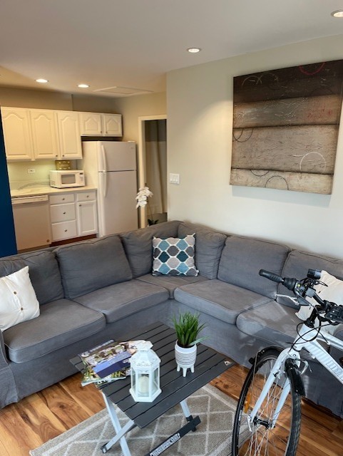 1891 Willow Hill Court Unit: 1
