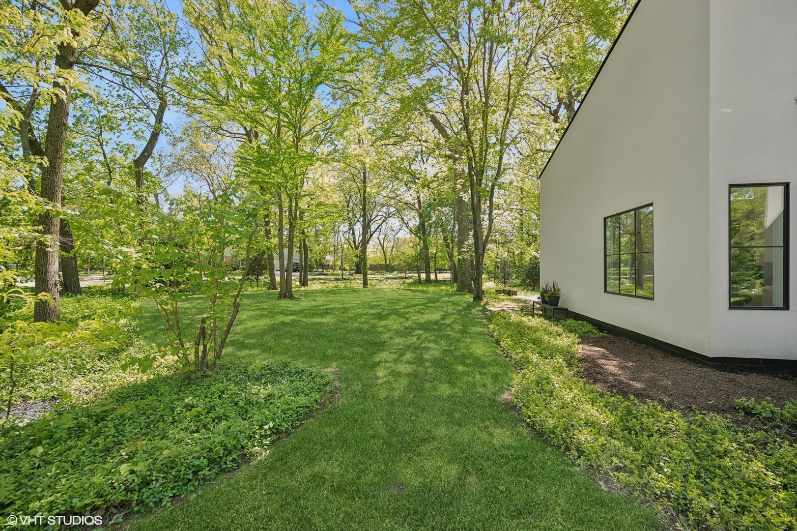 938 Old Green Bay Road