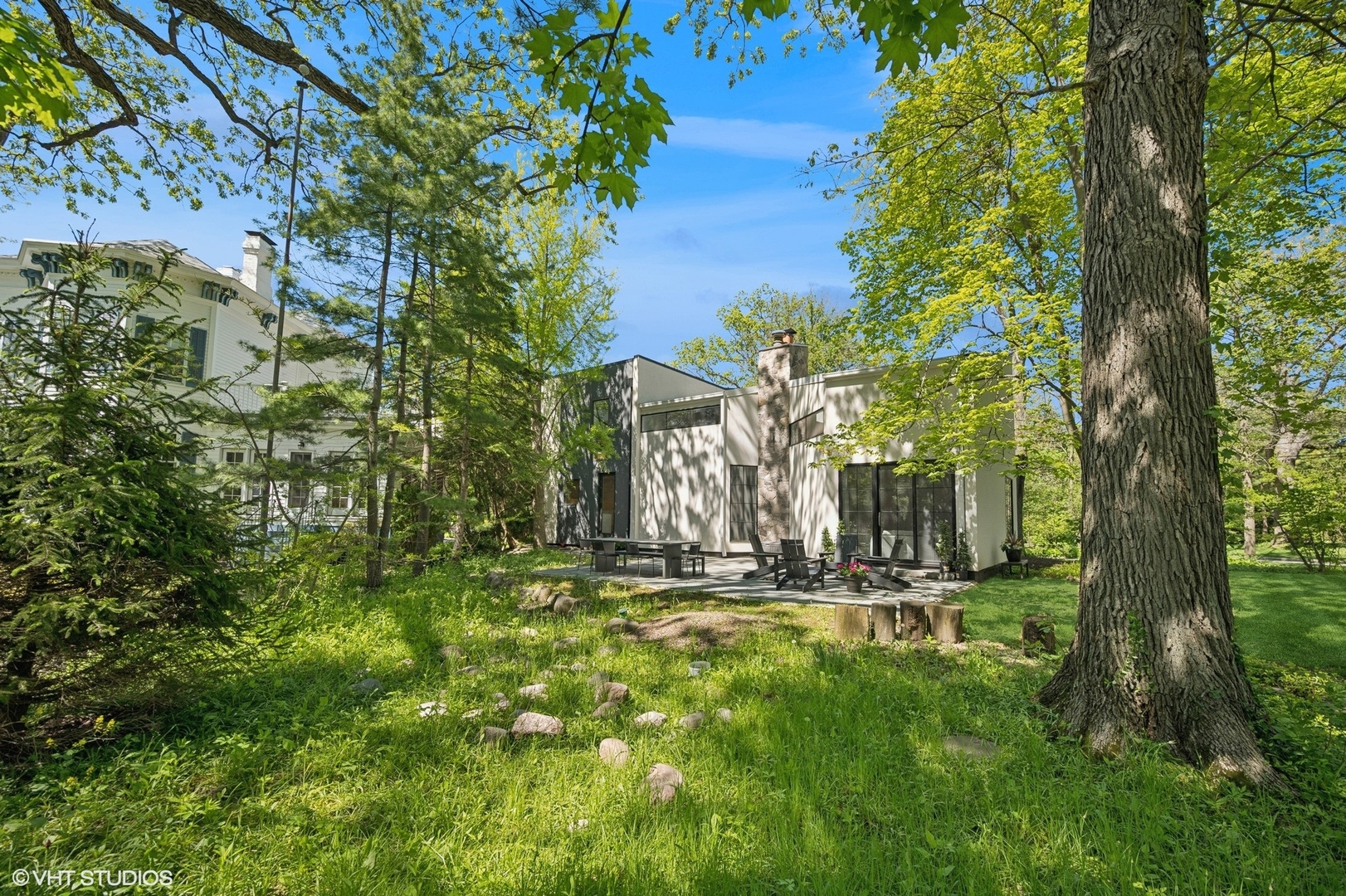 938 Old Green Bay Road