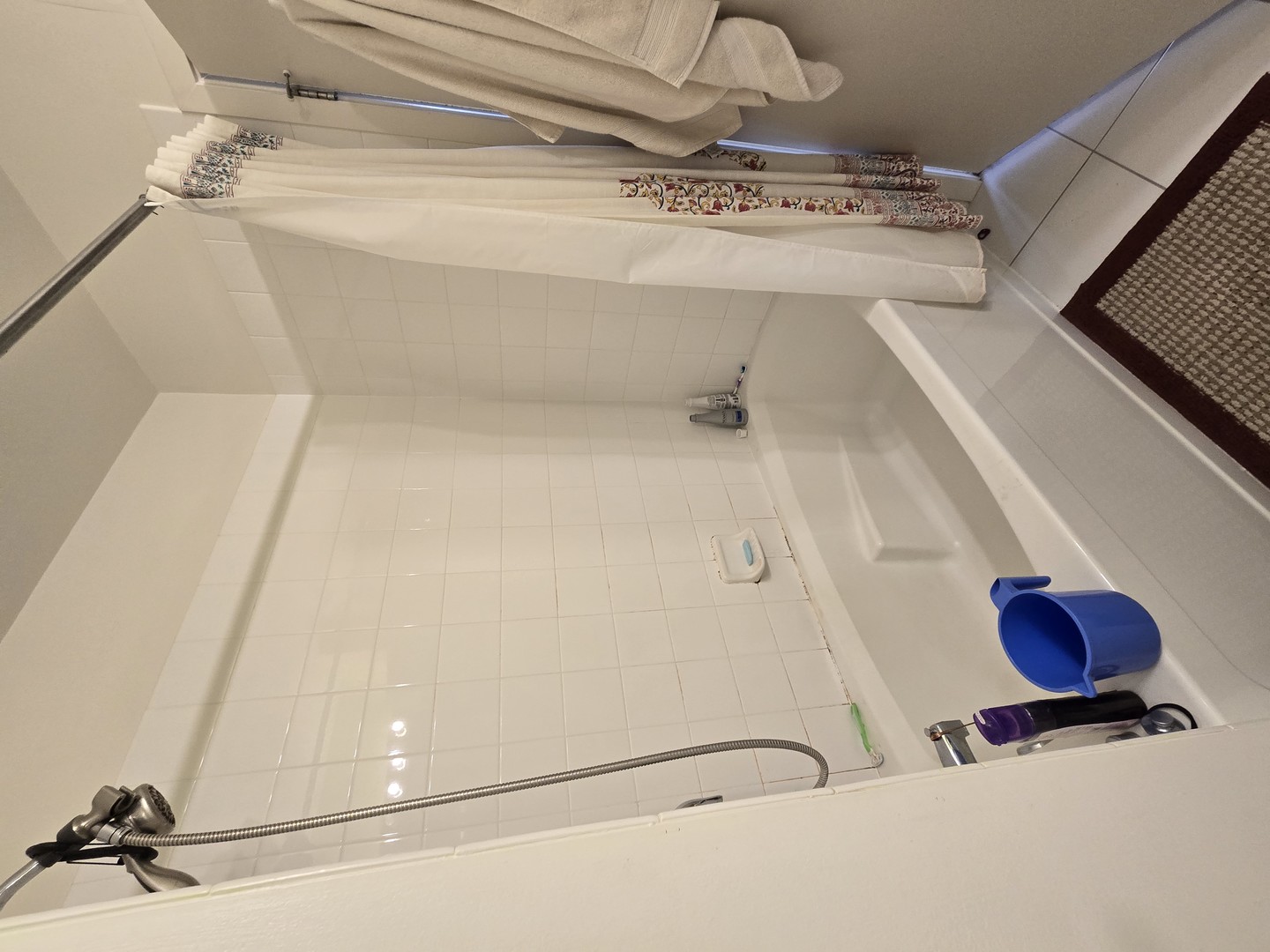 807 DAVIS Street Unit: 1002