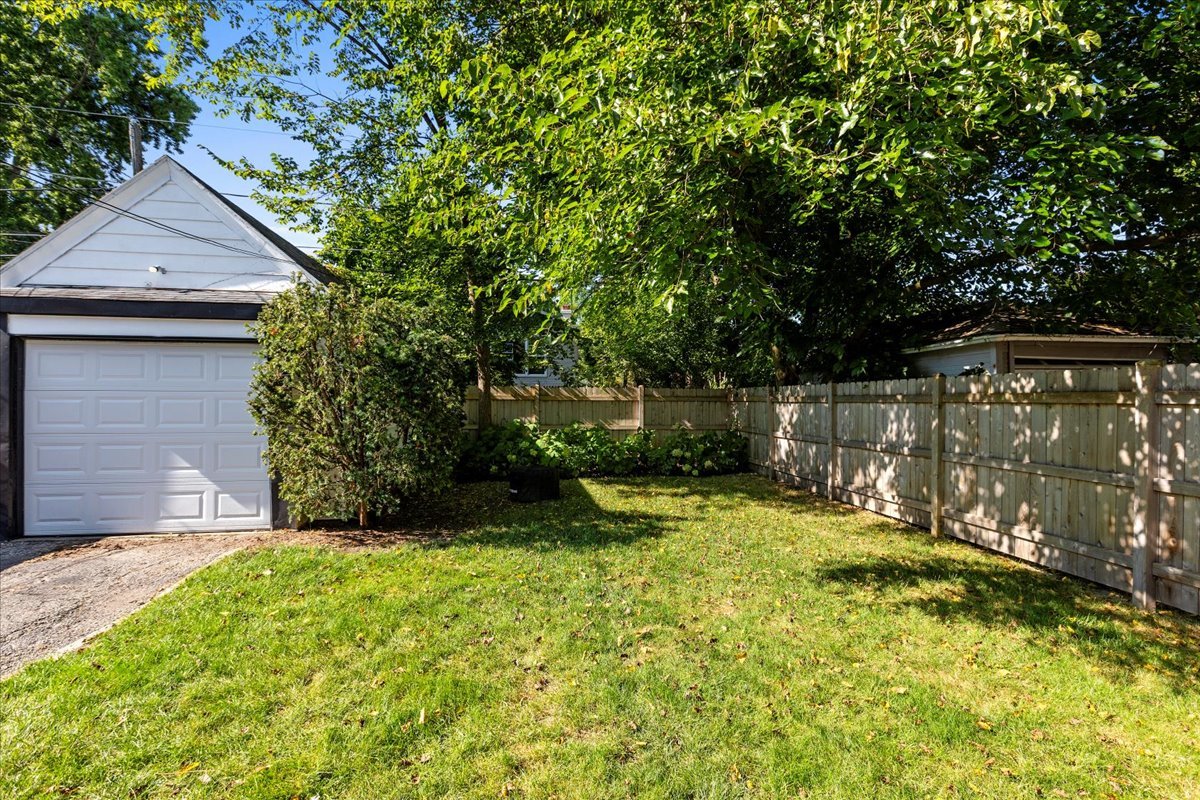 600 Broadview Avenue