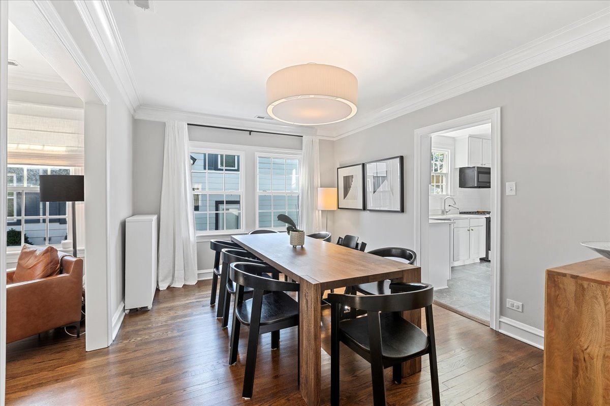 600 Broadview Avenue