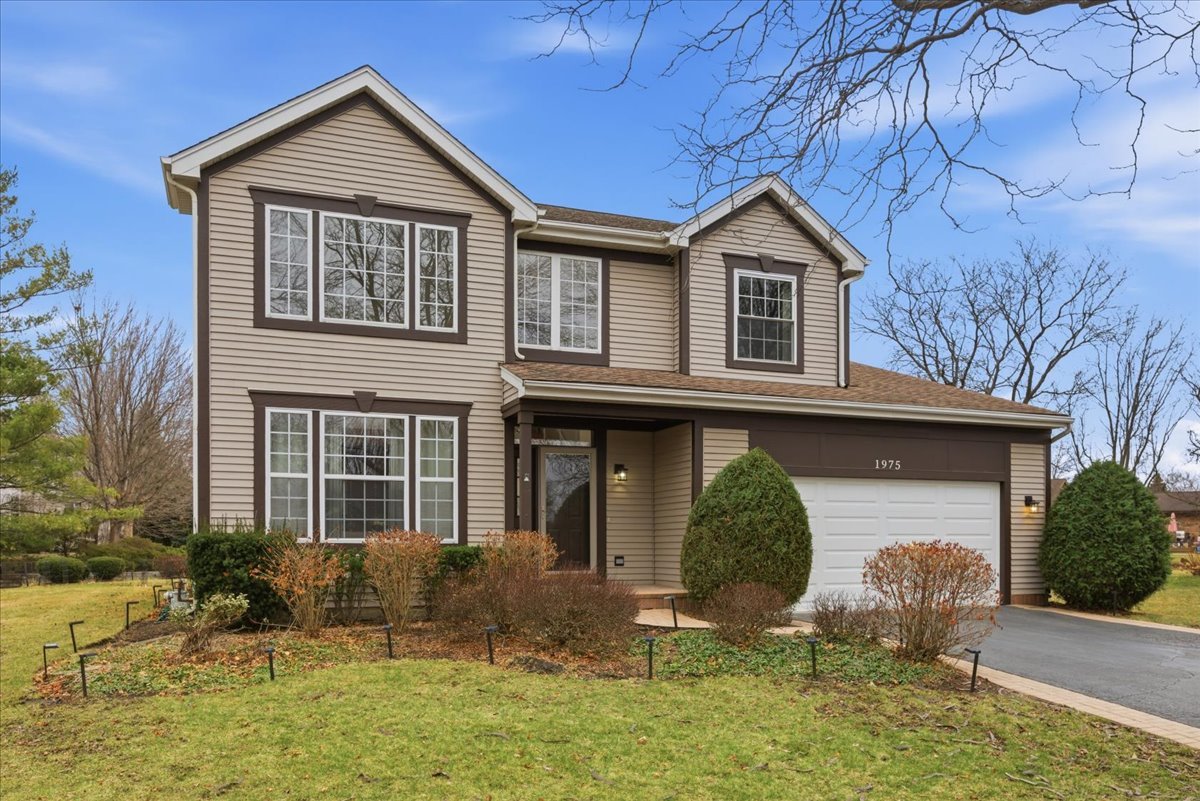 1975 Merlot Court