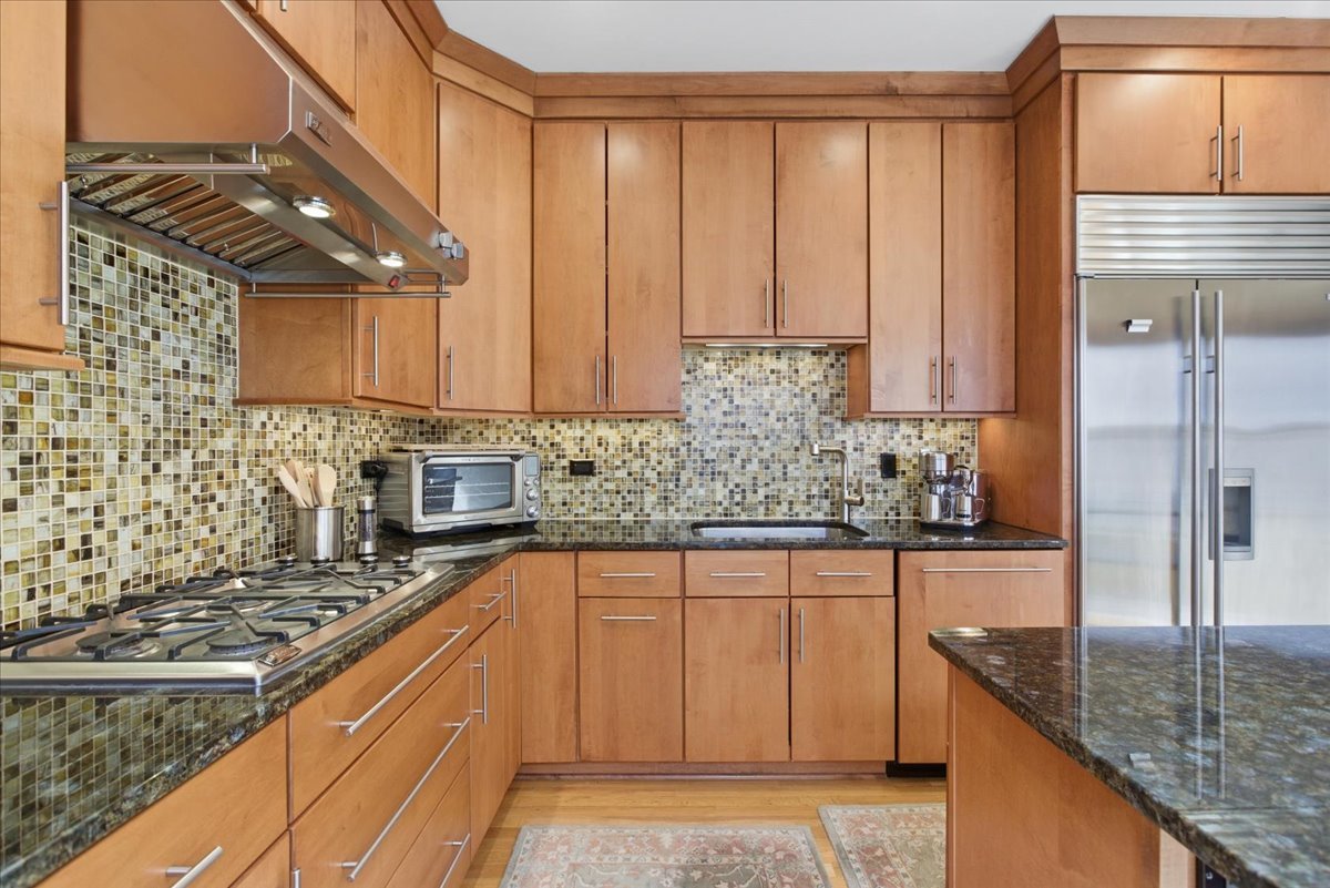 950 W Berwyn Avenue Unit: 9