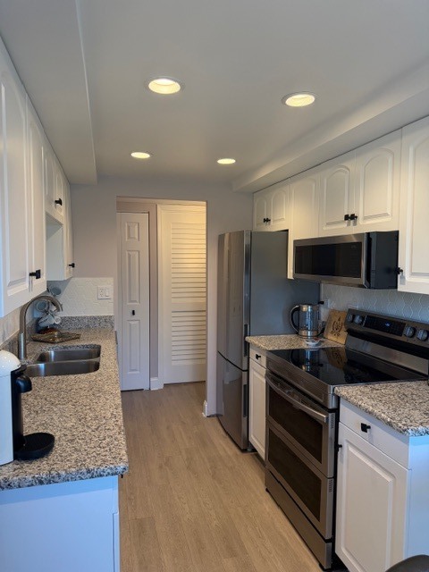 1738 Chicago Avenue Unit: 402