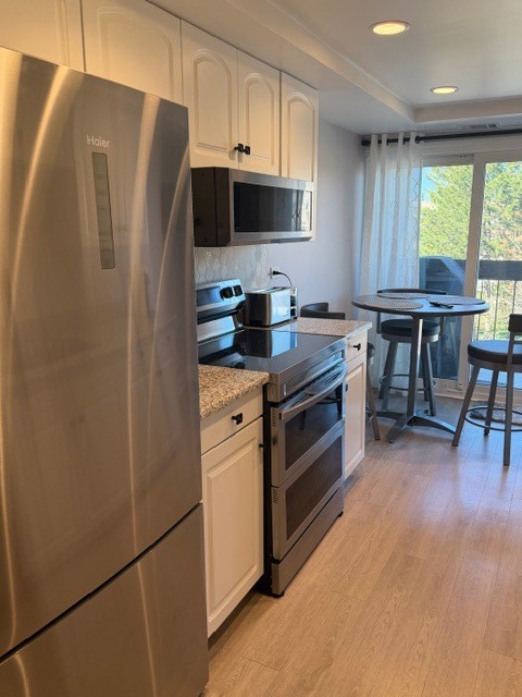 1738 Chicago Avenue Unit: 402