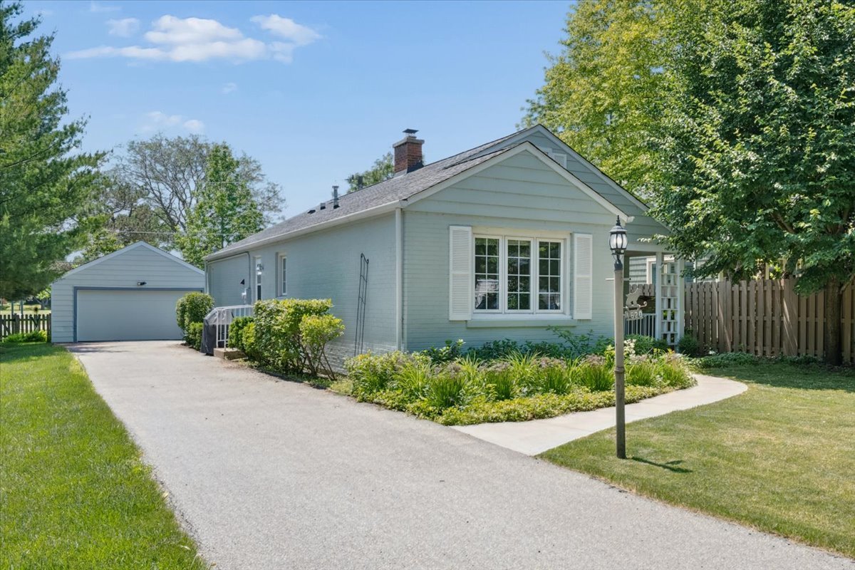 1620 Elder Lane