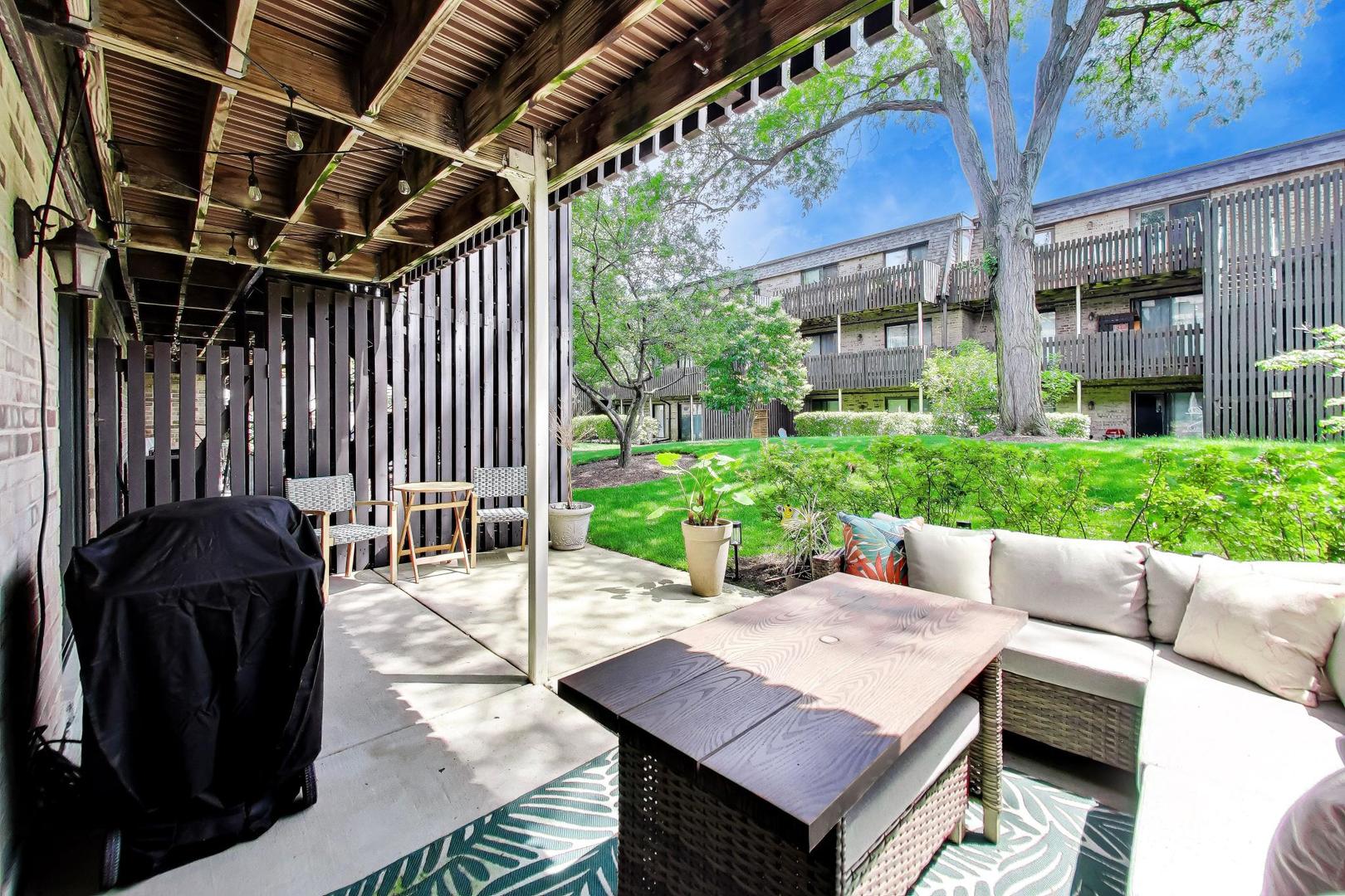 1714 Northfield Square Unit: B