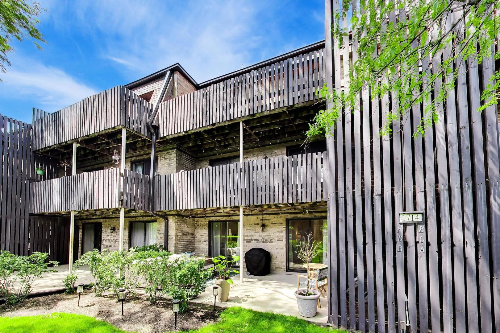 1714 Northfield Square Unit: B